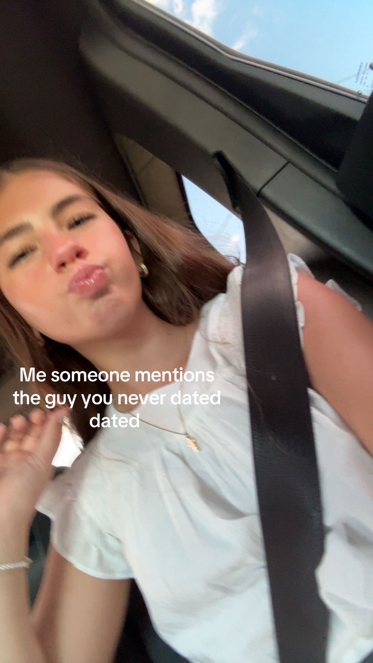 @???