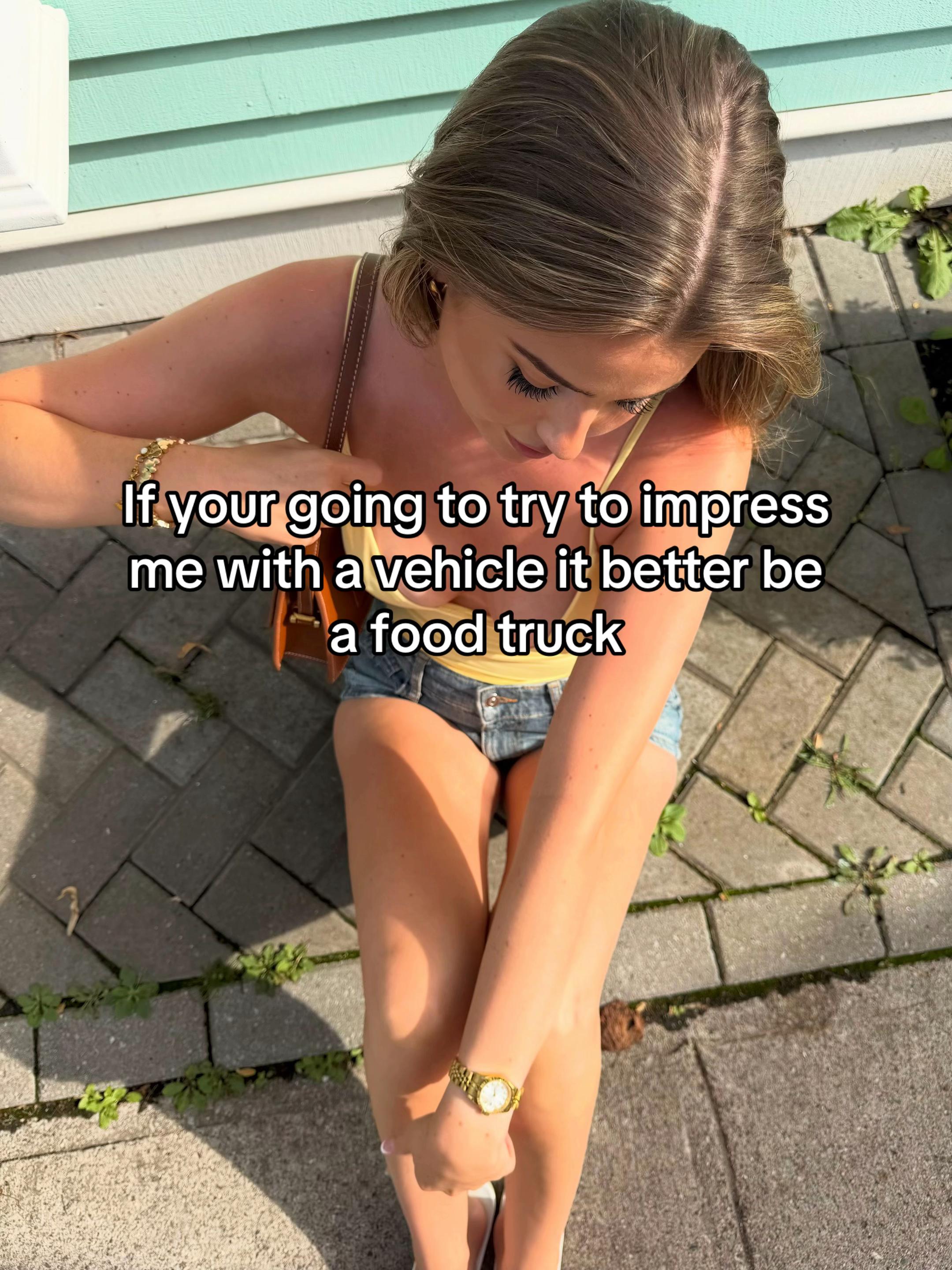 @ashleyardor