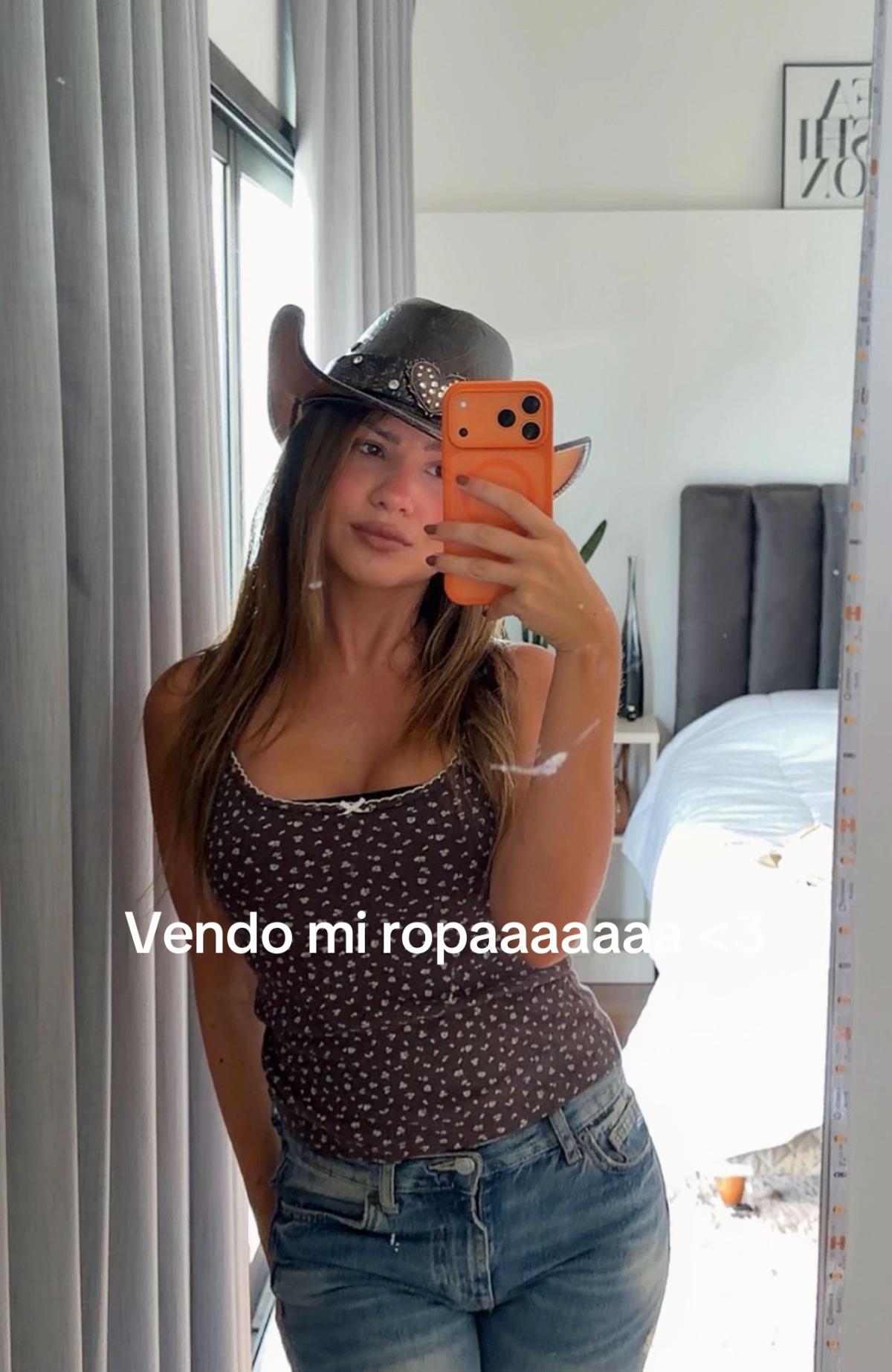 @Anikanikita