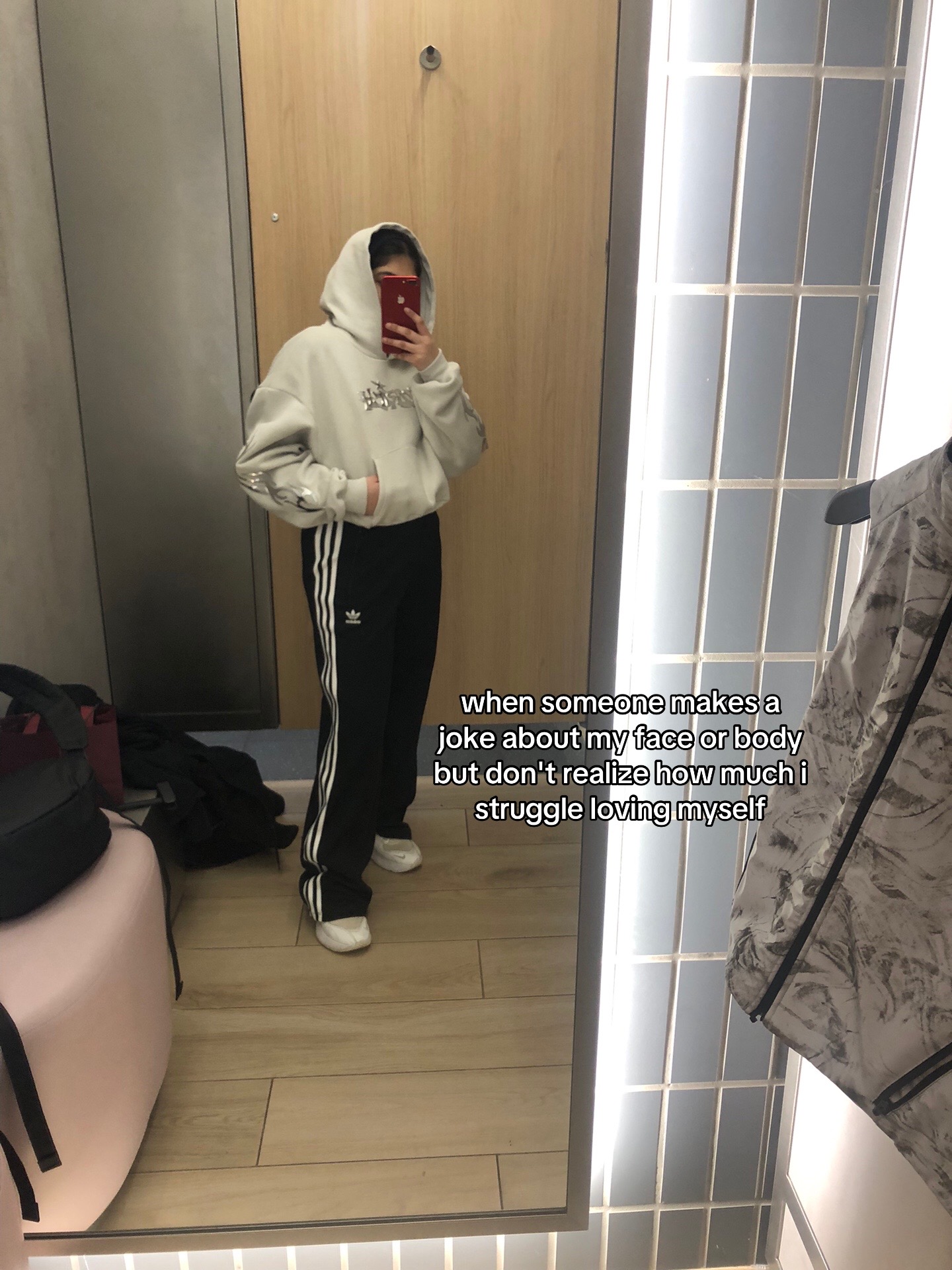 @☣︎
