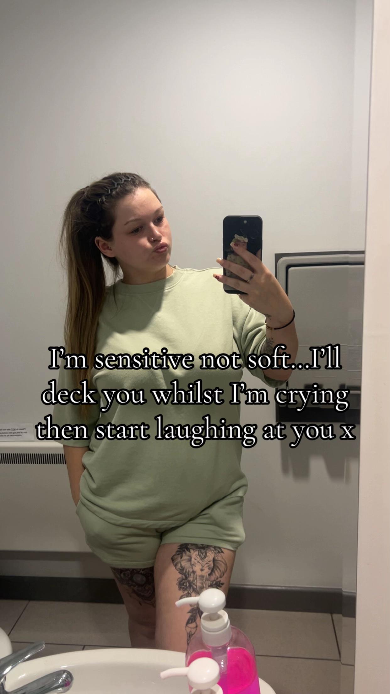 @𝒜𝓈𝒽𝓁𝑒𝒾𝑔𝒽 𝓌𝒶𝓉𝓉𝓈