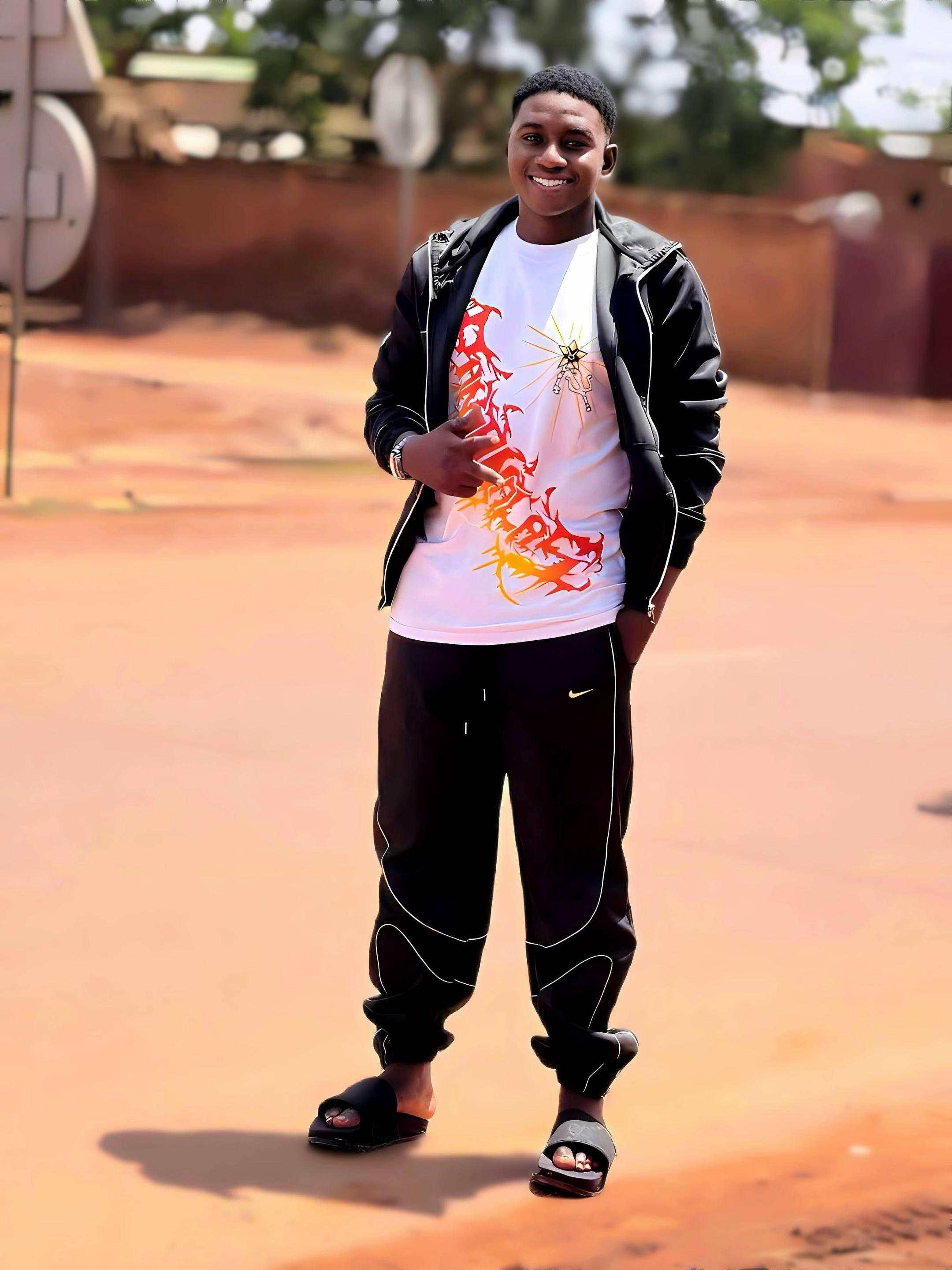 @Fally le lion OFFICIEL