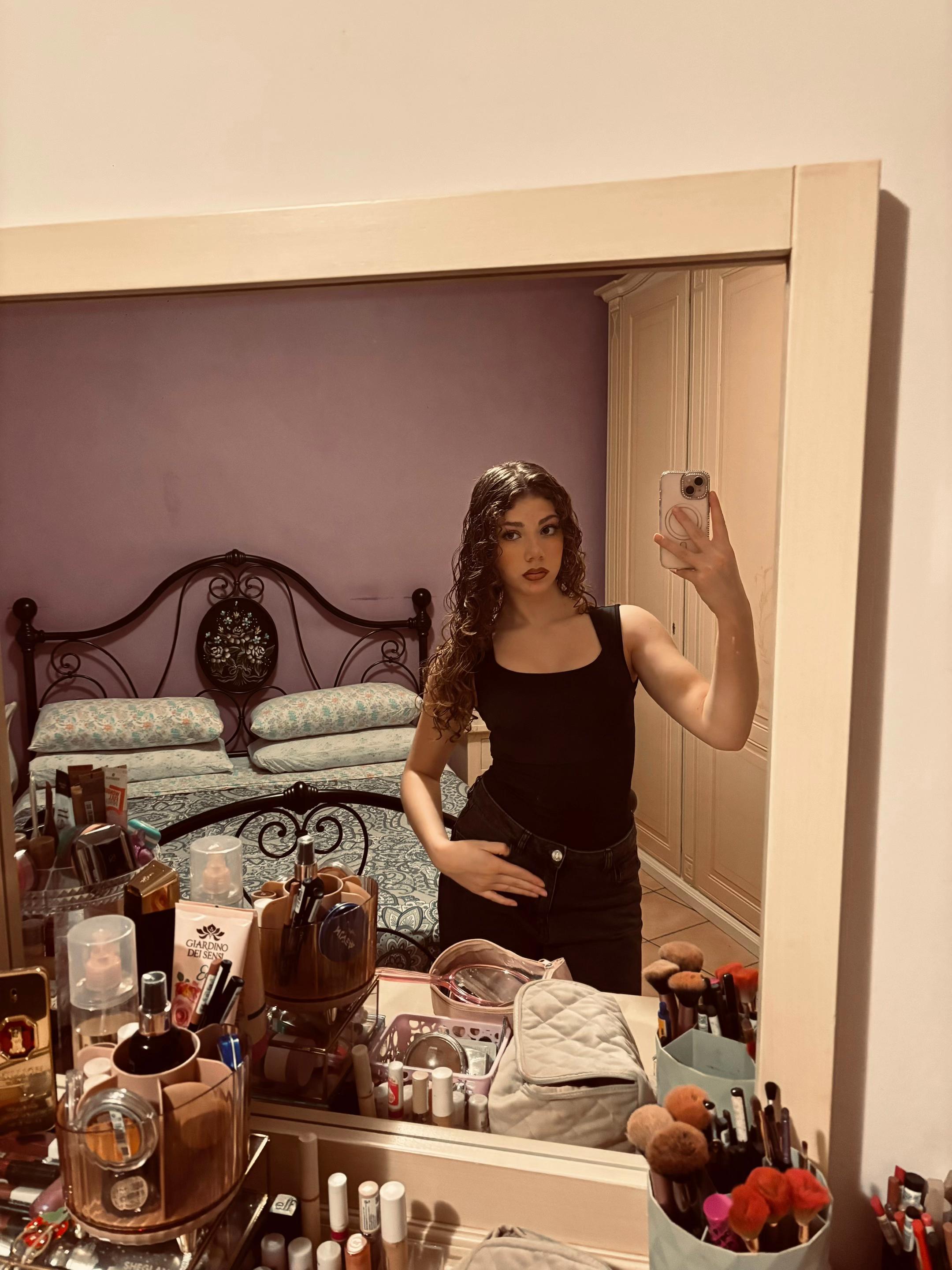 @💫