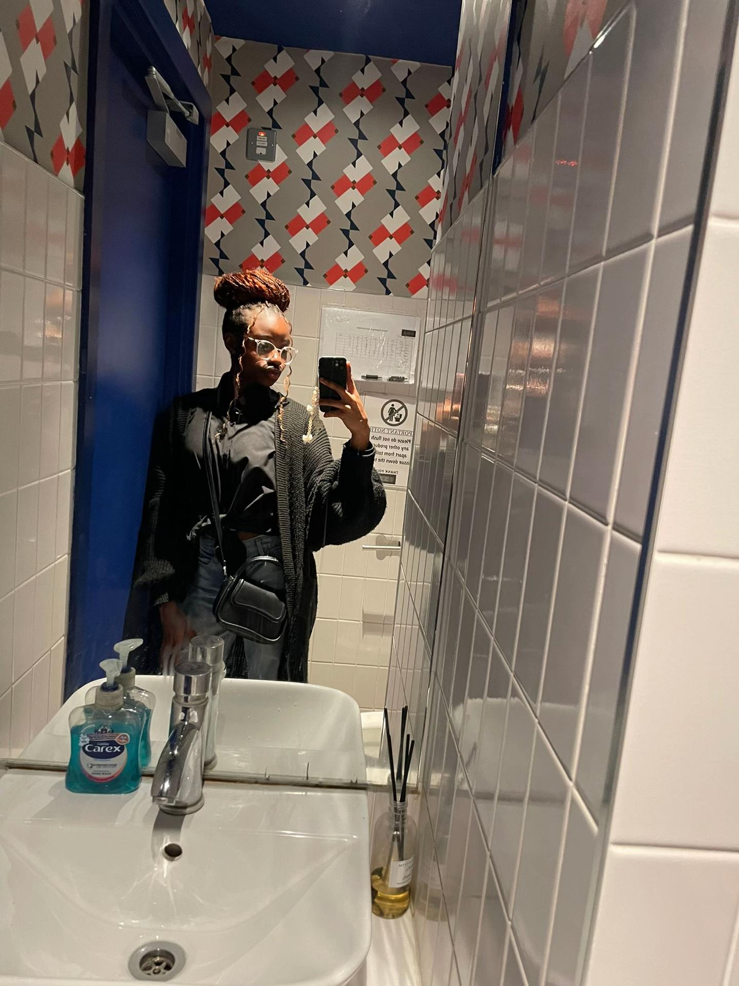 @chizzybaeeee