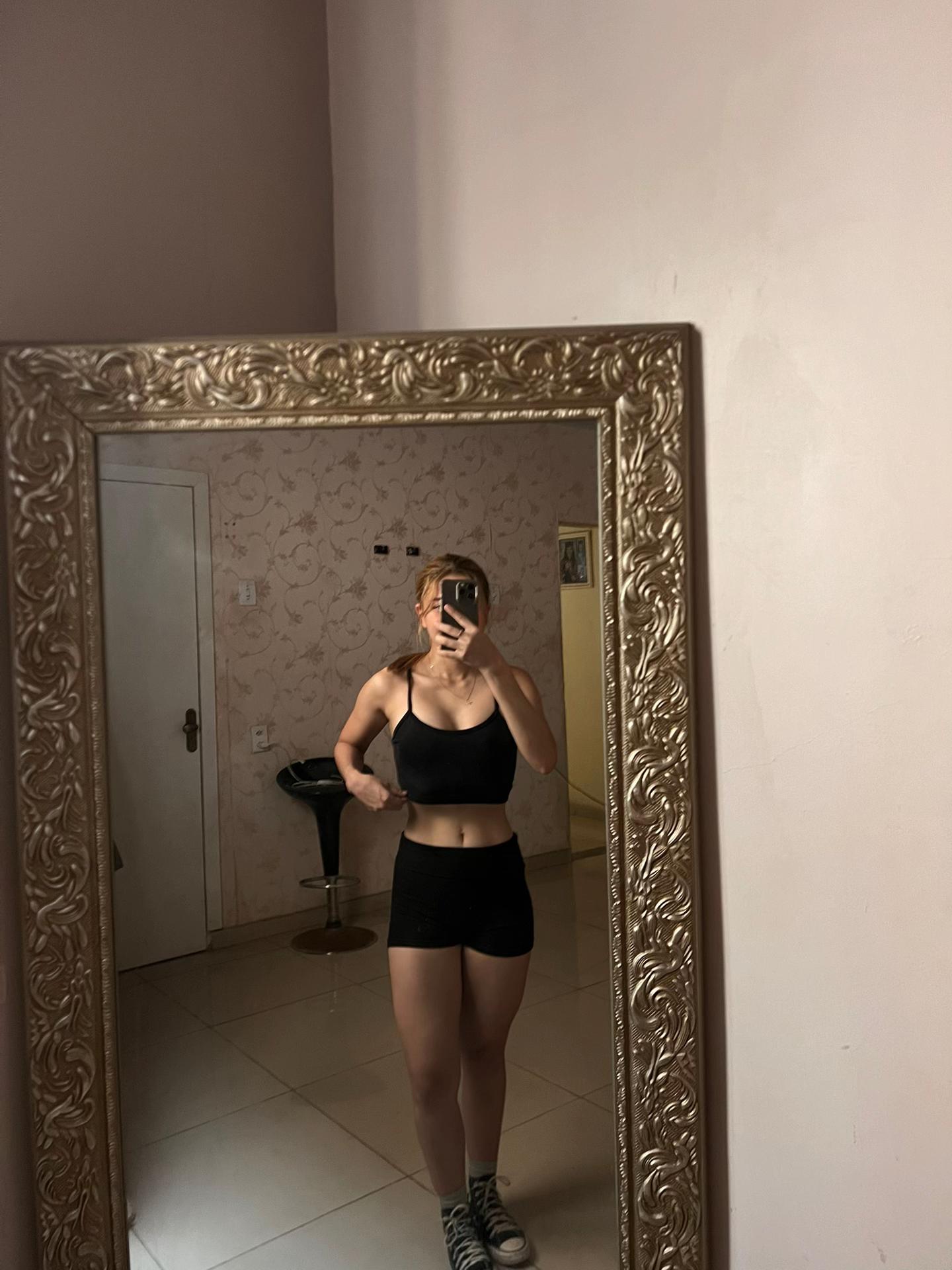 @Giovanna👱🏻♀️
