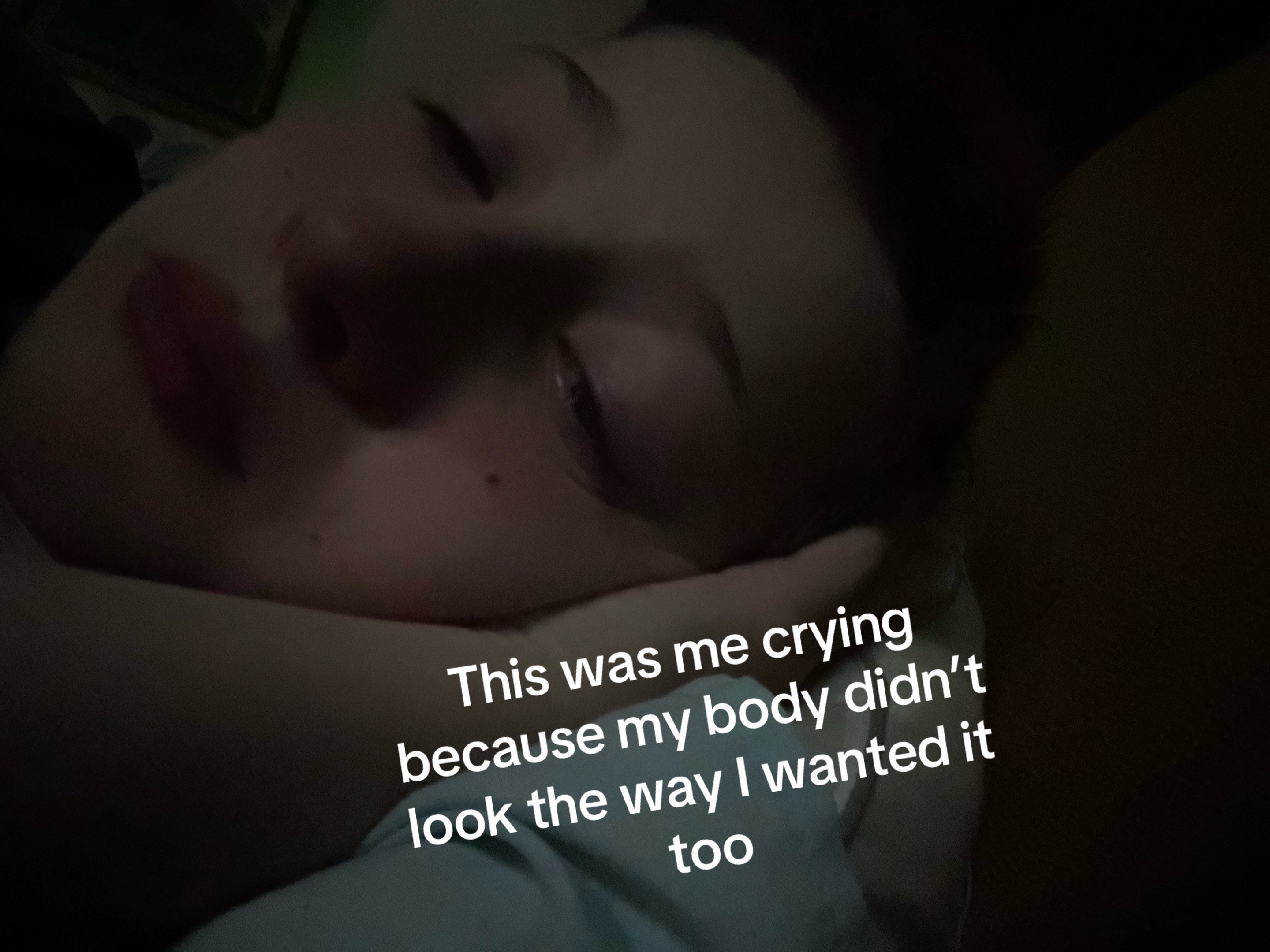 @🇰🇷🇷🇺ELLIOT🧟🐛