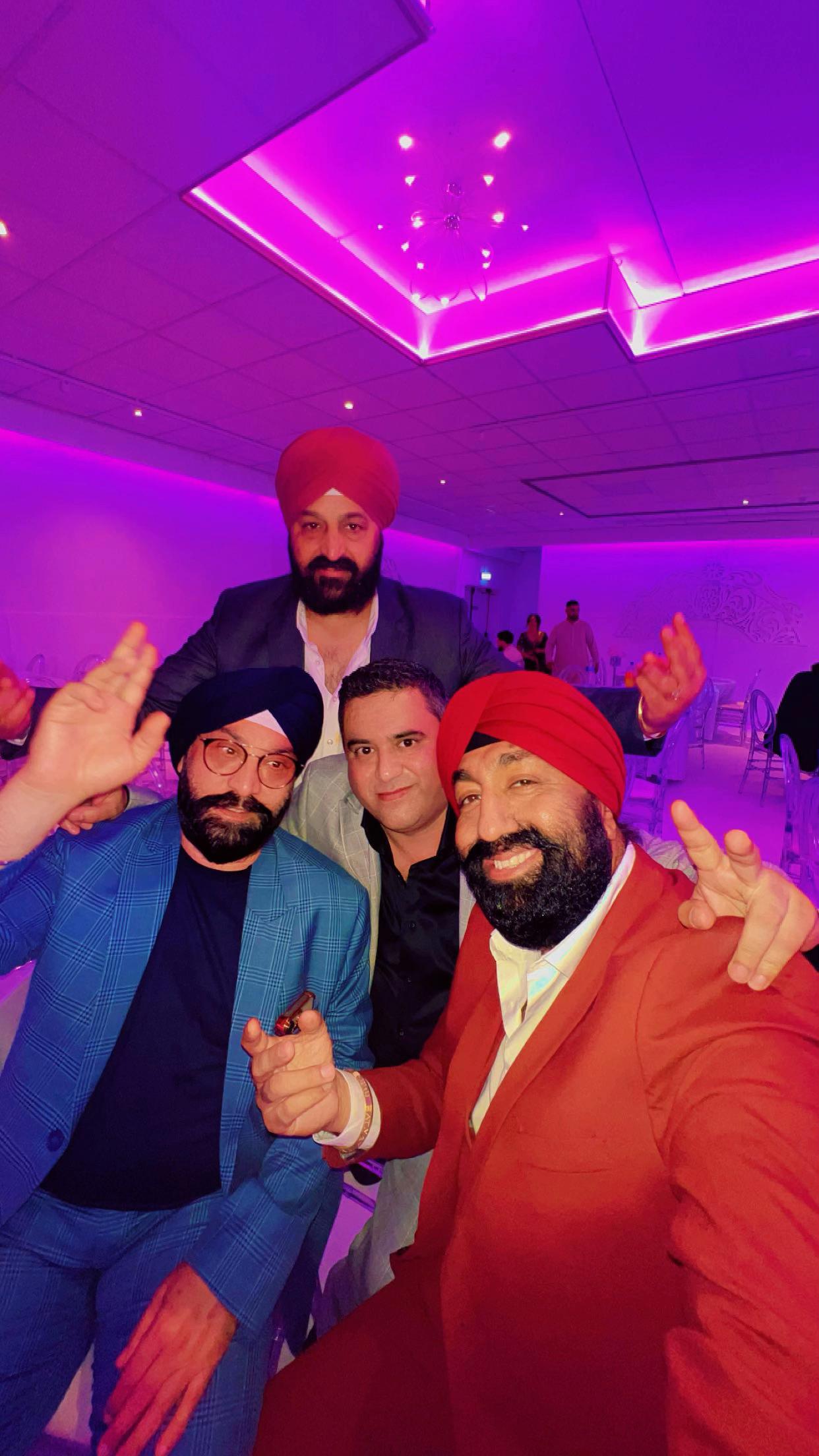 @PANJ DOST