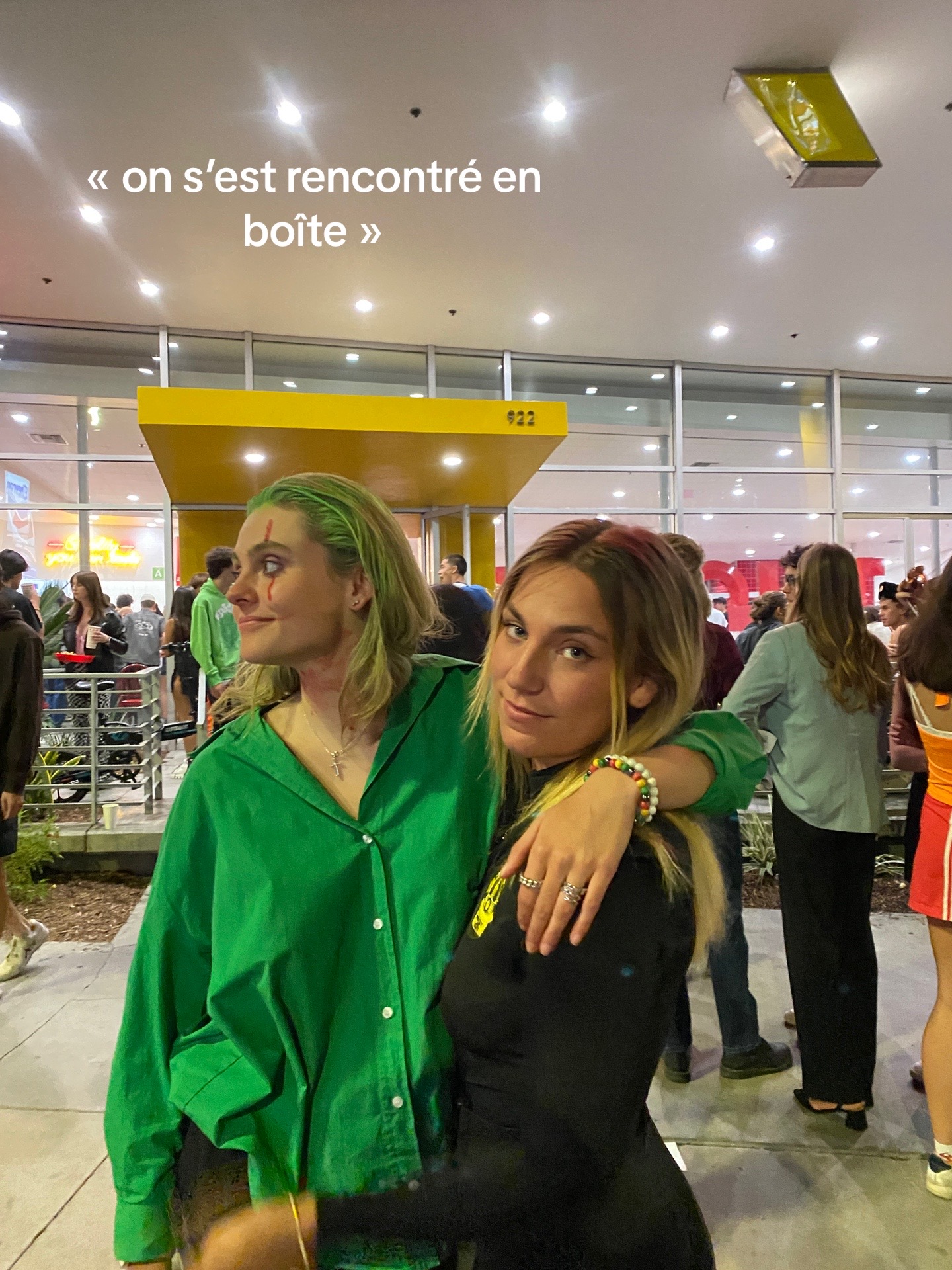 @lola