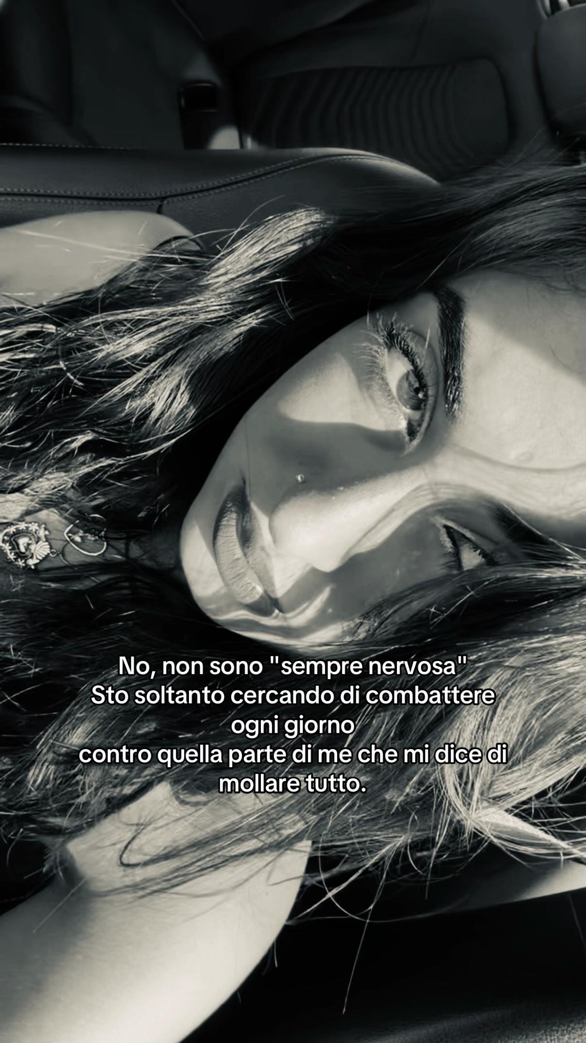 @_annarella___