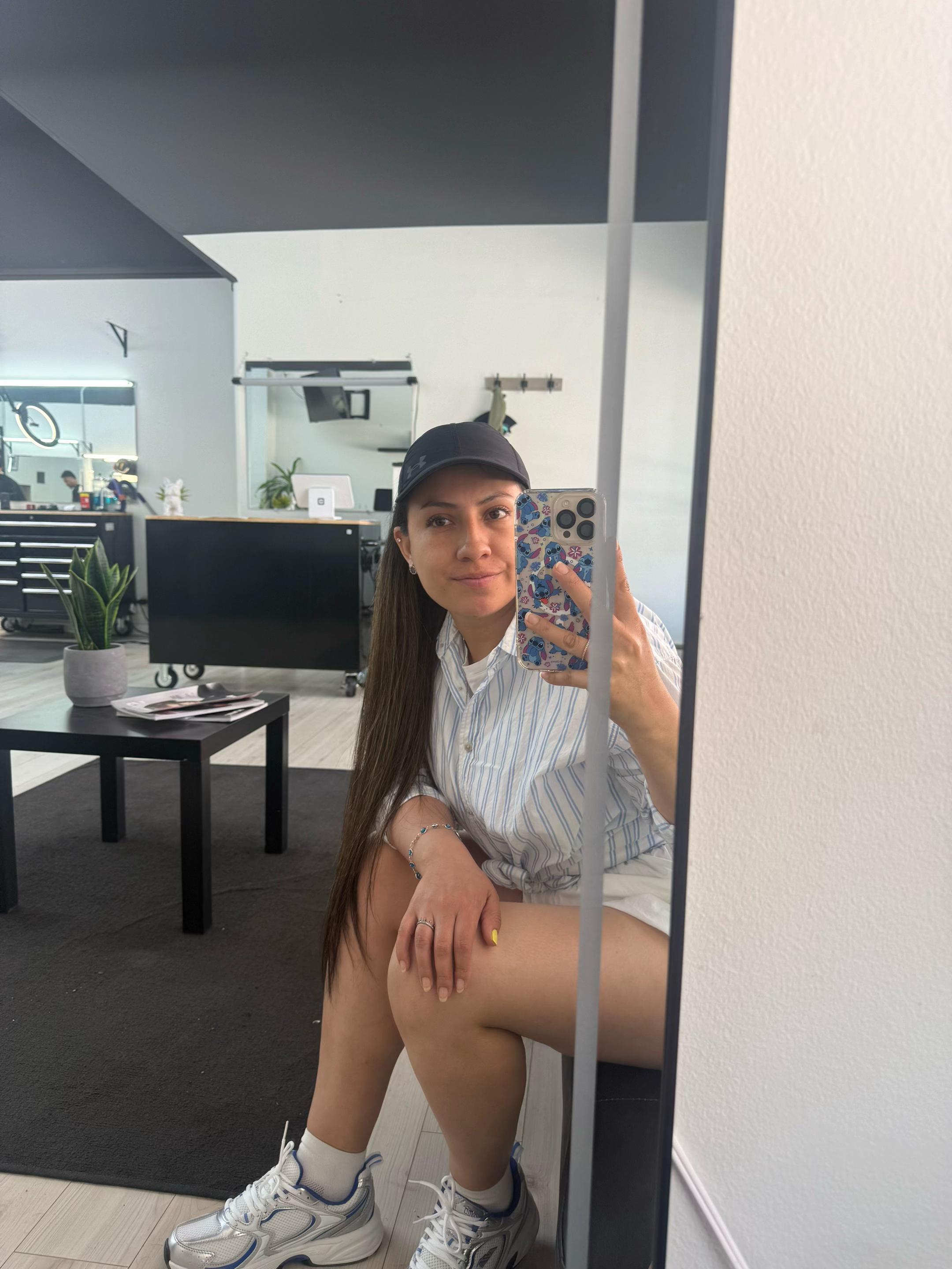 @Alejandra Castro ✨