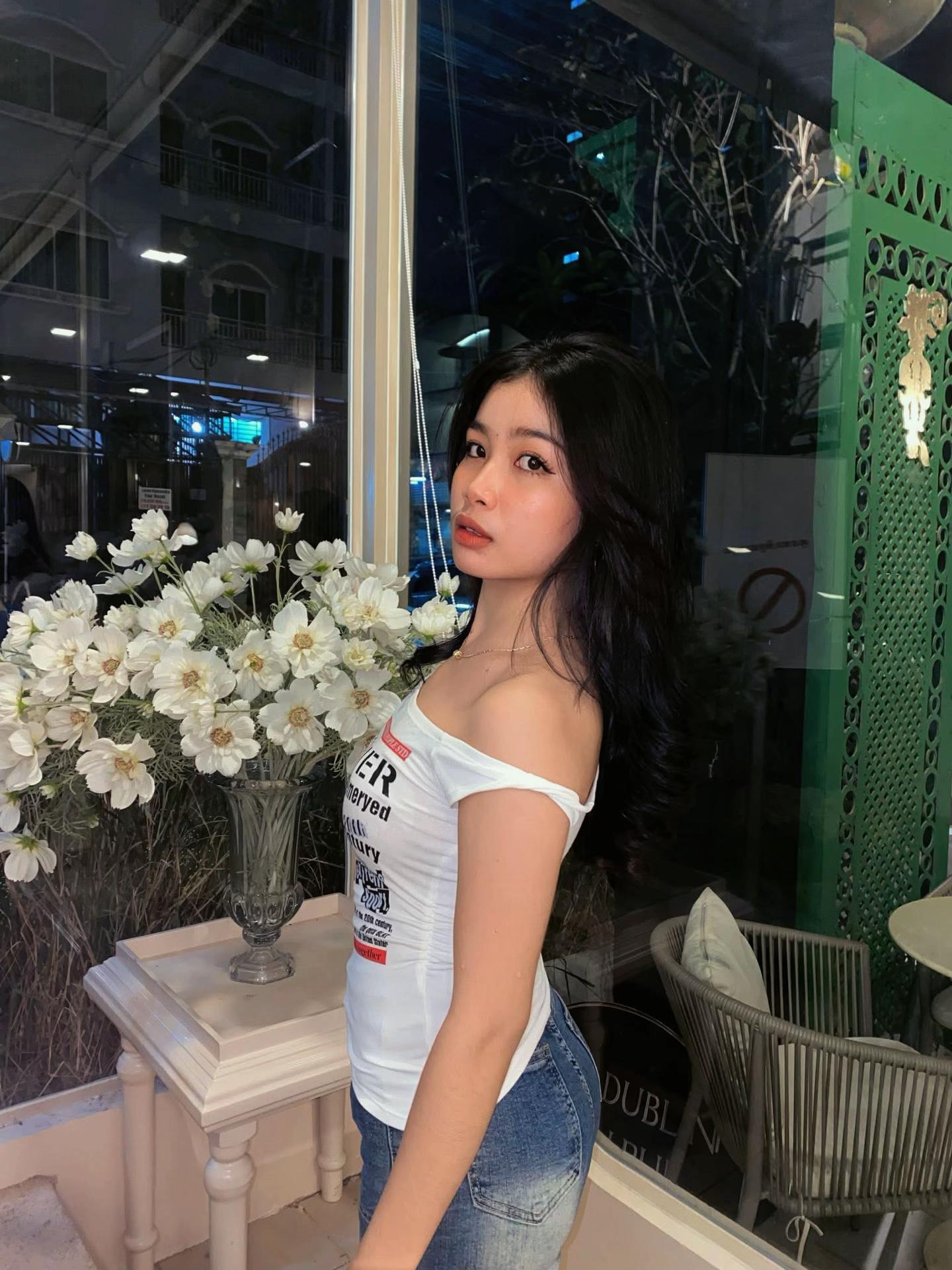 @Z’nich๐ฉโ๏ธ