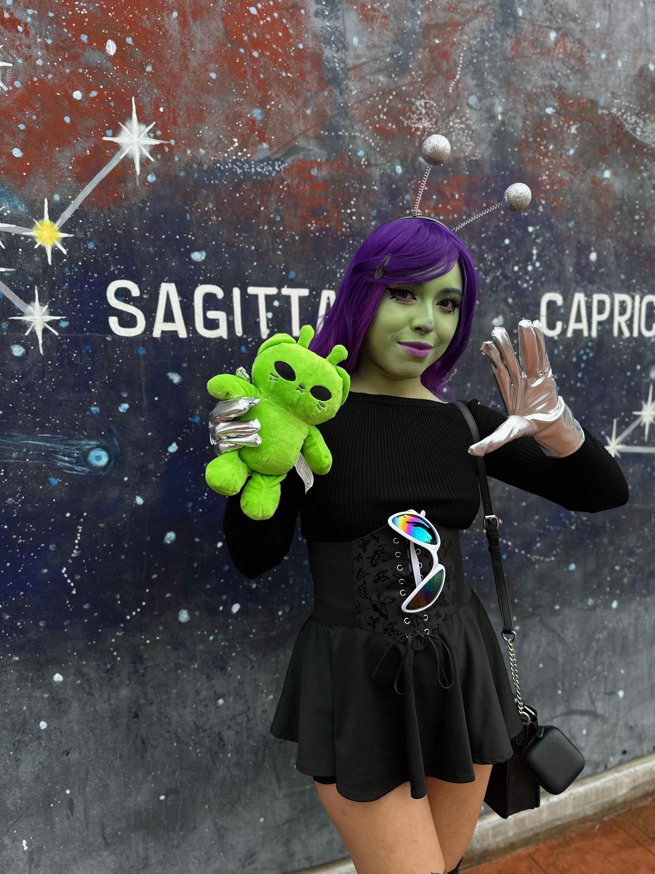 @Alienfuc666👽