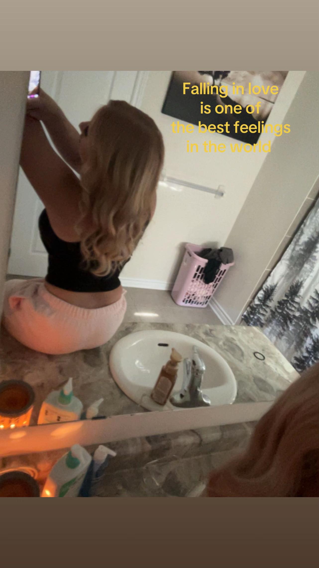 @𝓐𝓵𝓵𝓸𝓻𝓪.💕