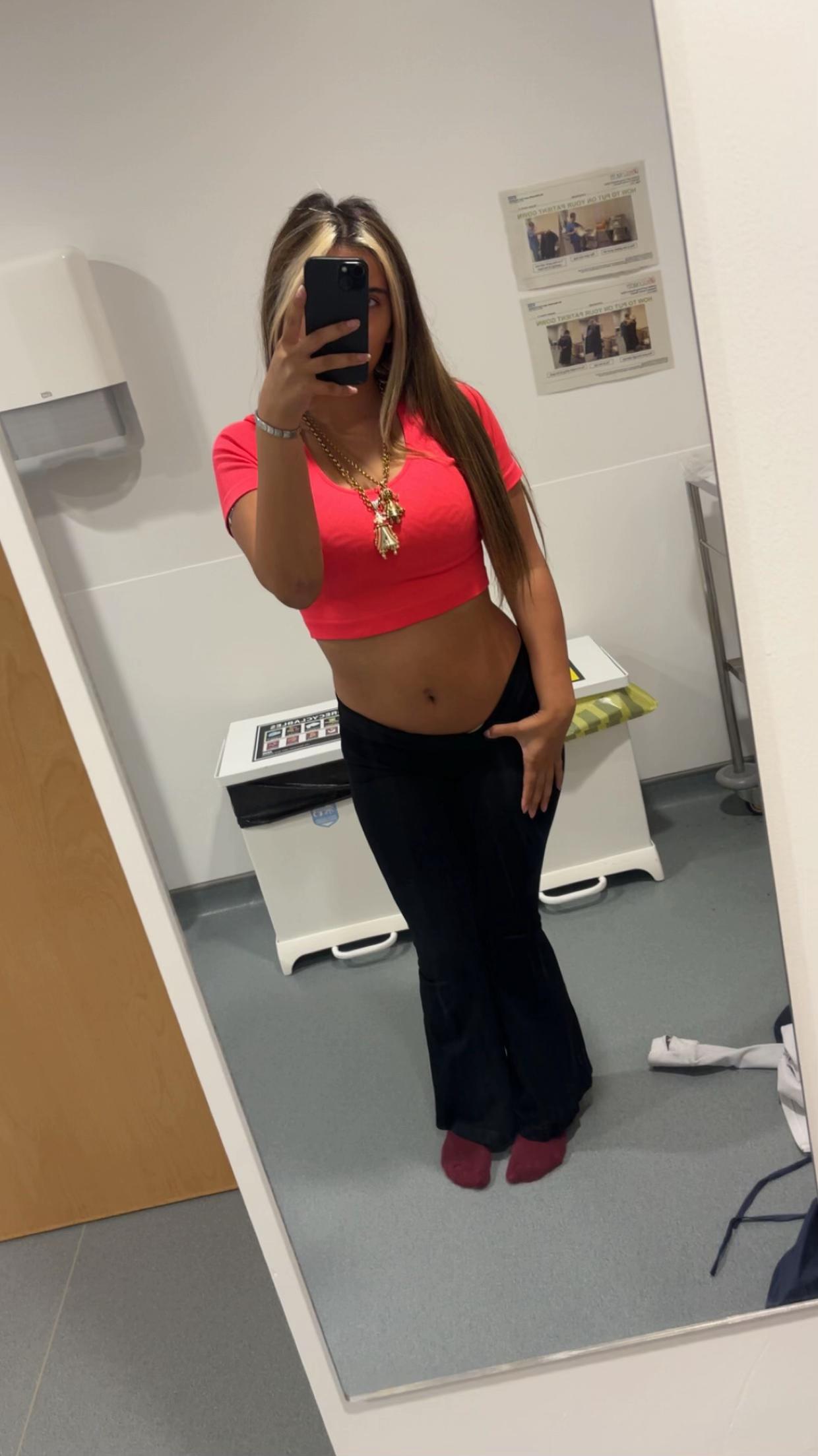@leylalivexx