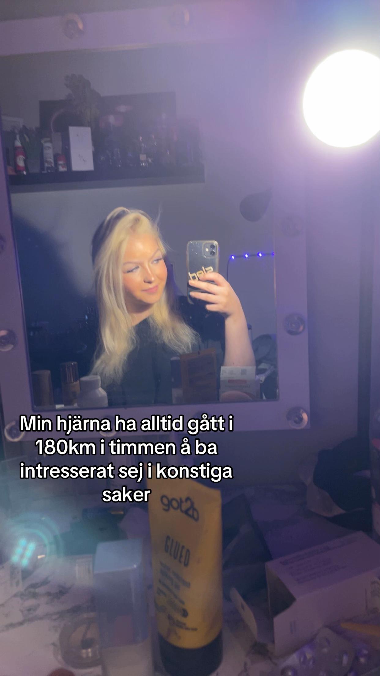 @Nina Brömster🤍🦦