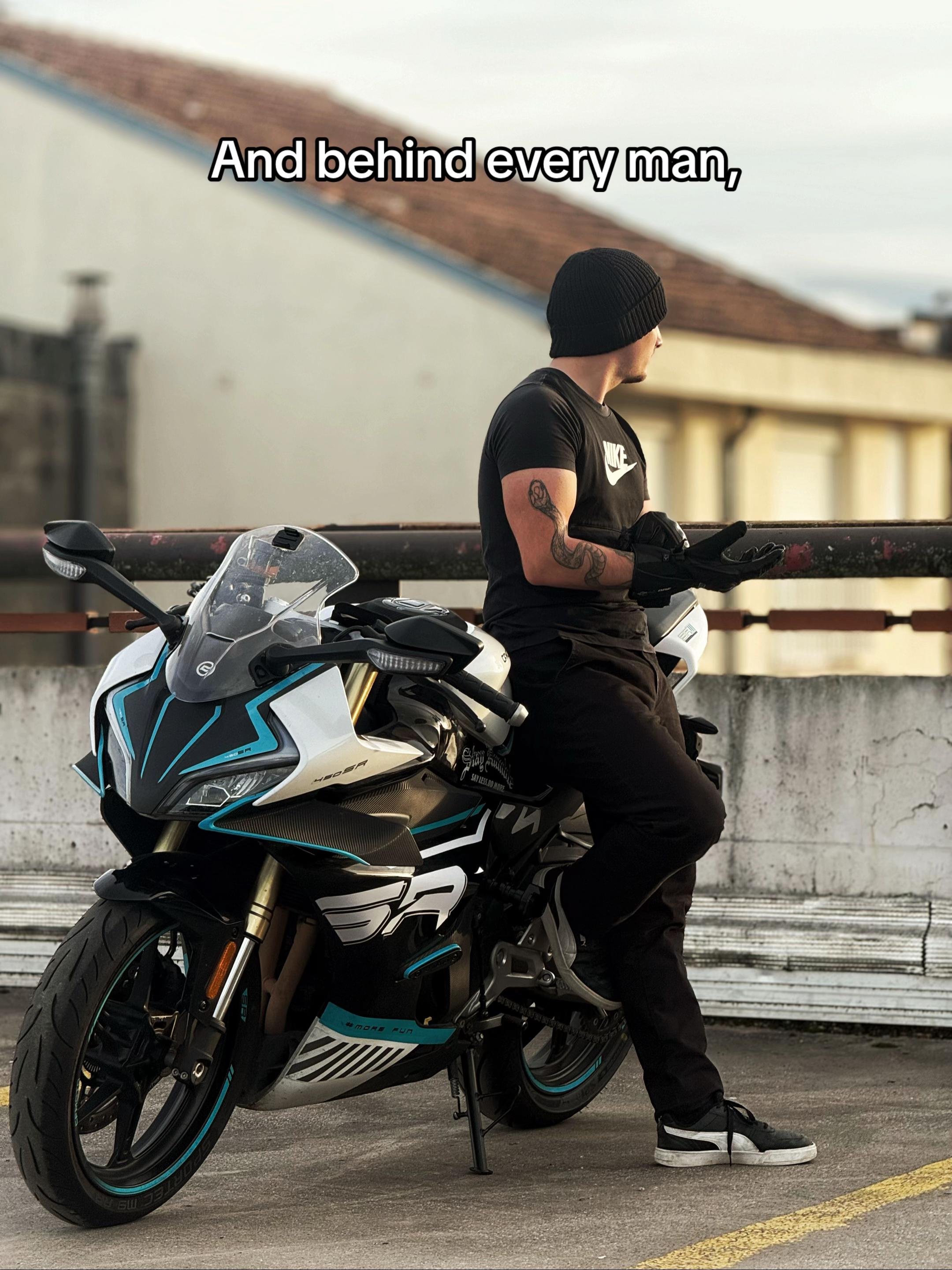 @🥷🏼 Le Mec En CF 🏍️
