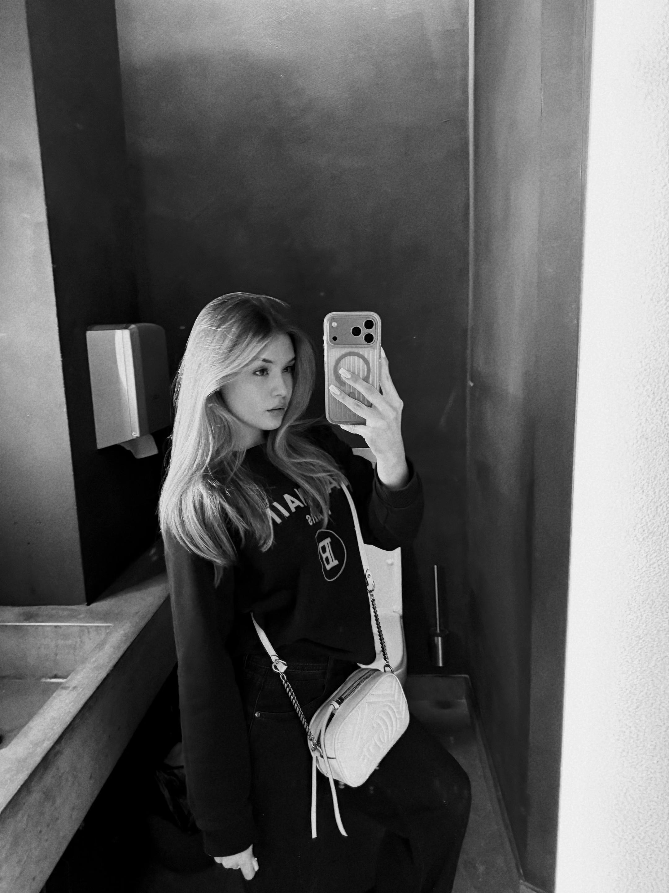@aammiraaaaaa