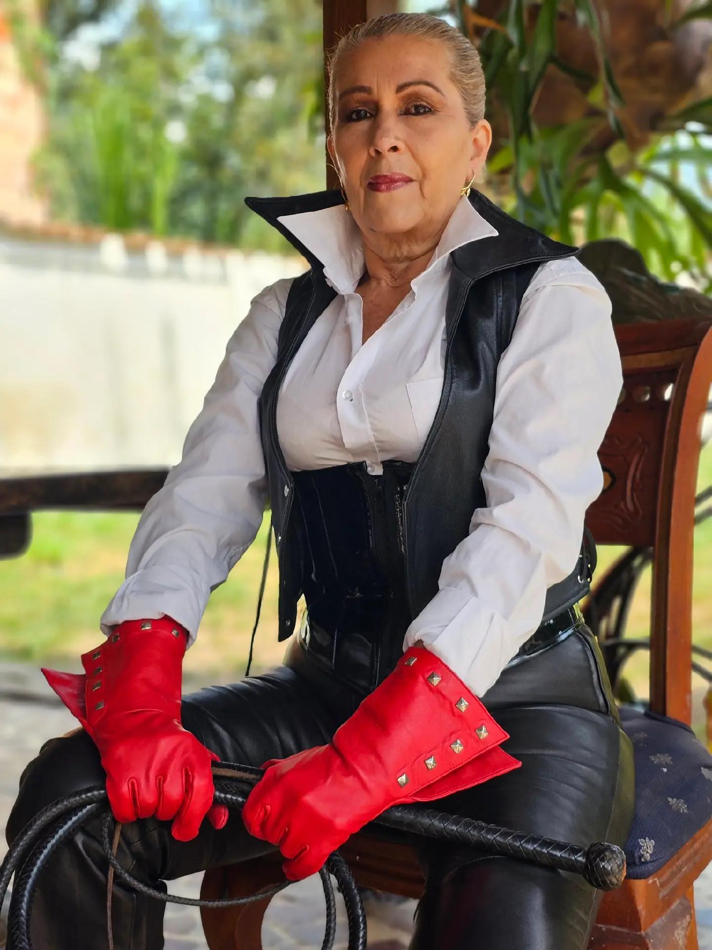 @Mistress joanalrg