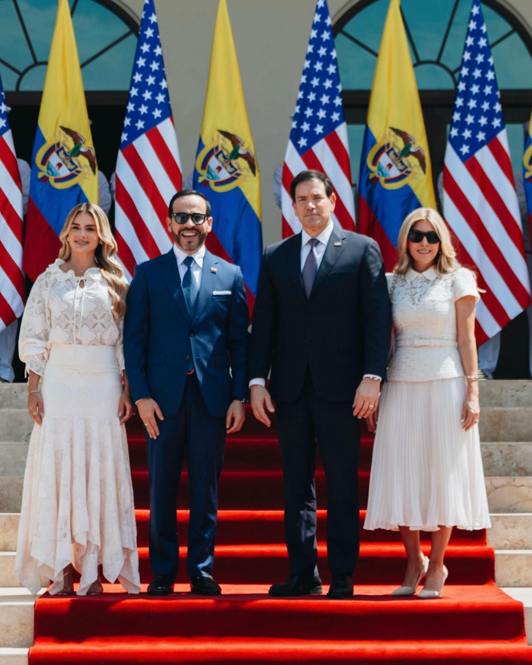 @Abelardo De La Espriella