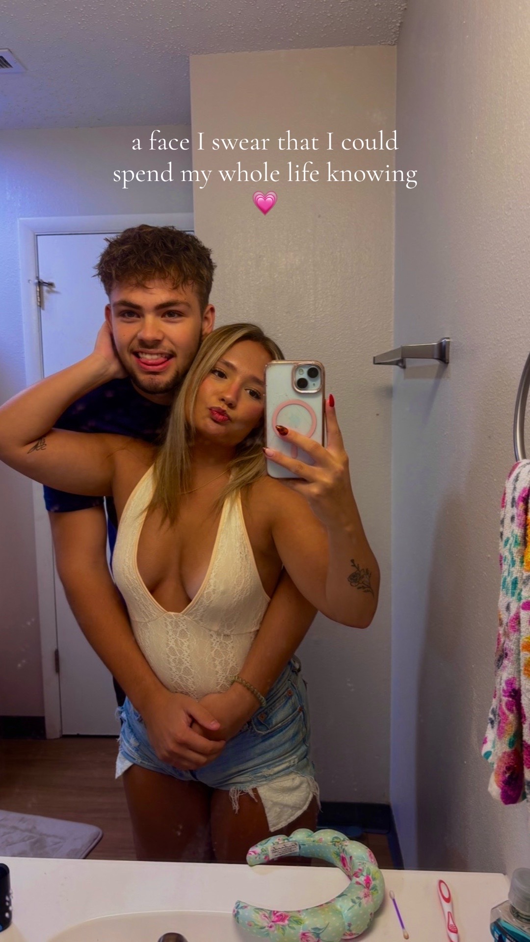 @Khloe