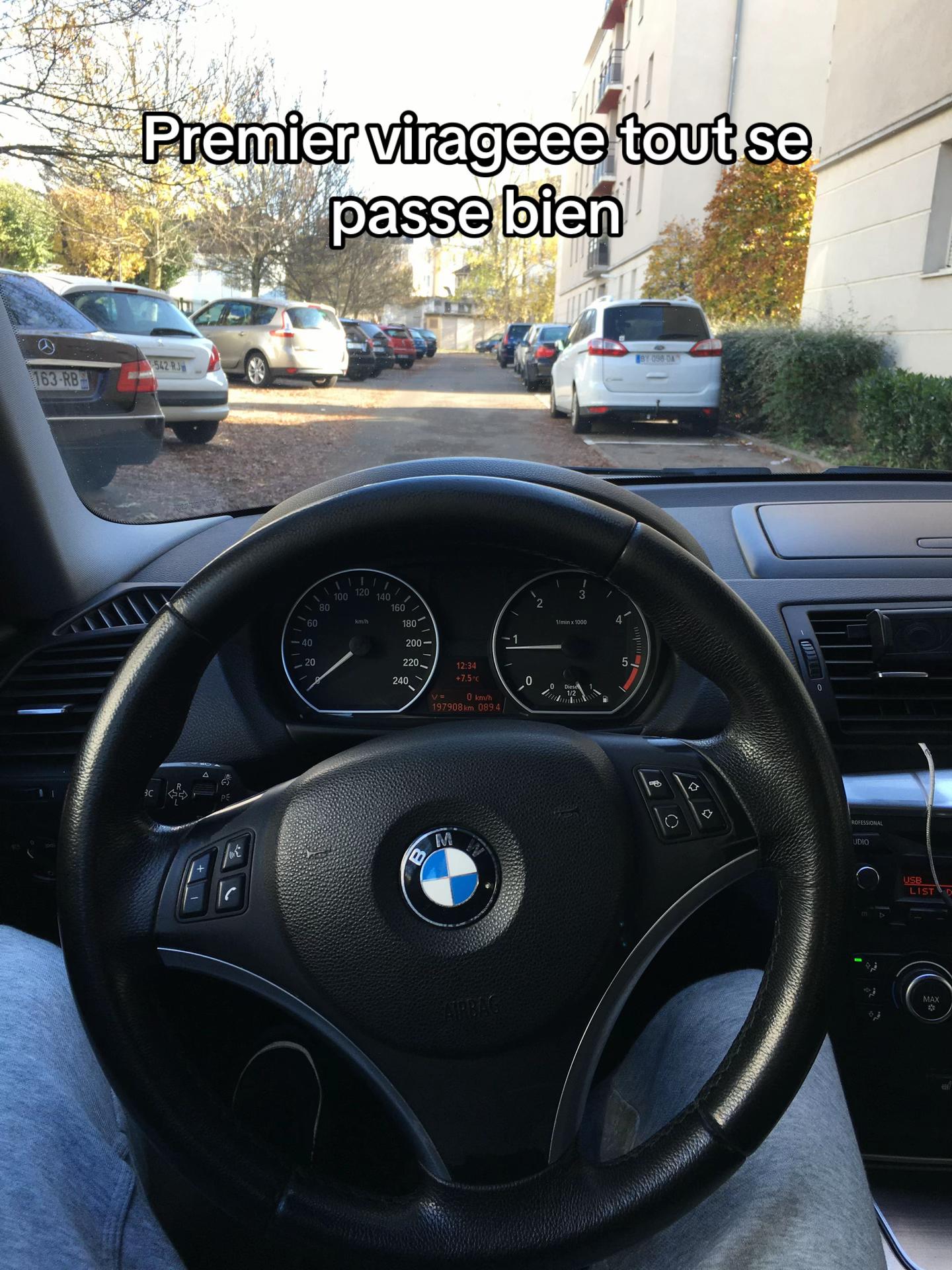 @Labi11