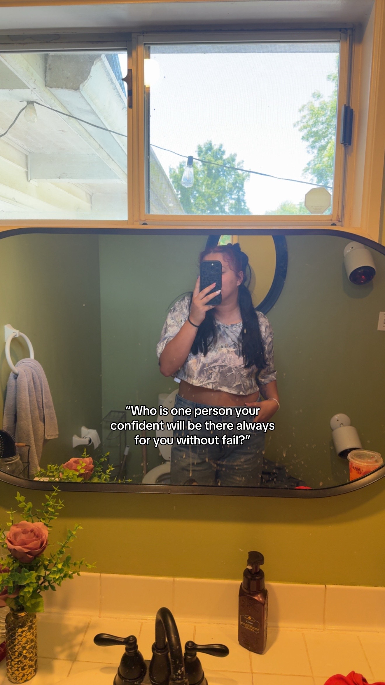 @Ana Elise