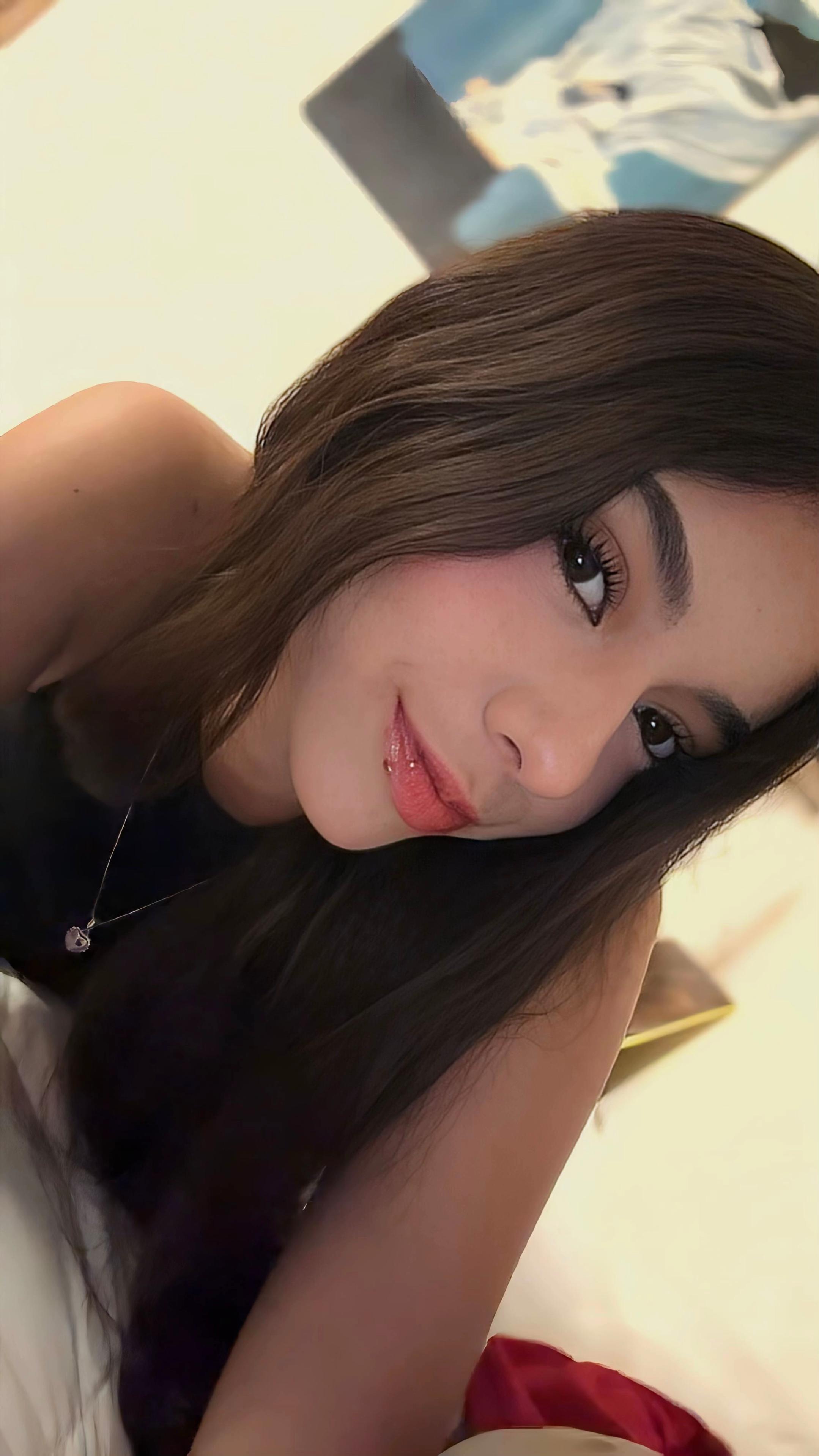 @𝐂 🦢