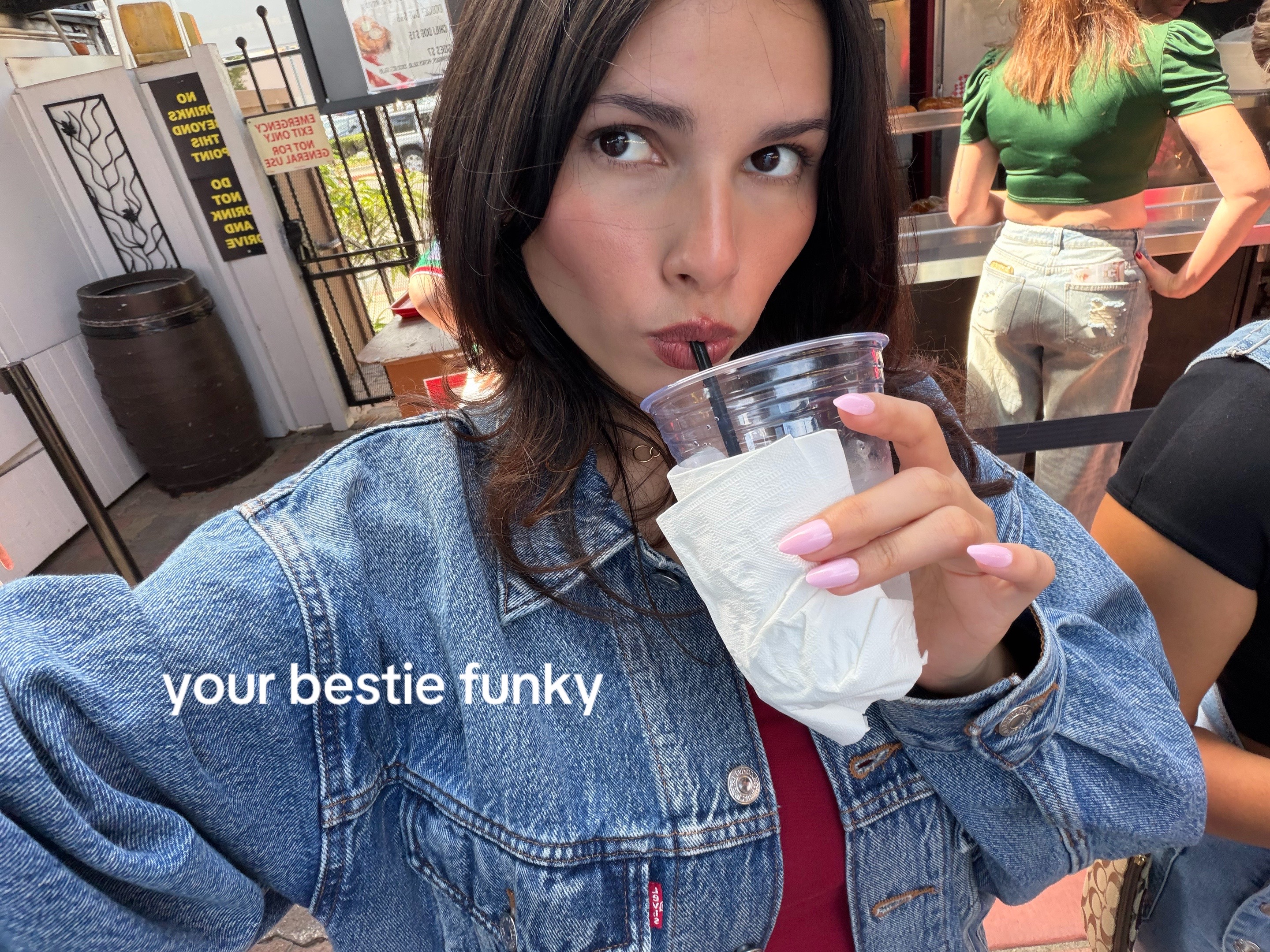 @Victoria