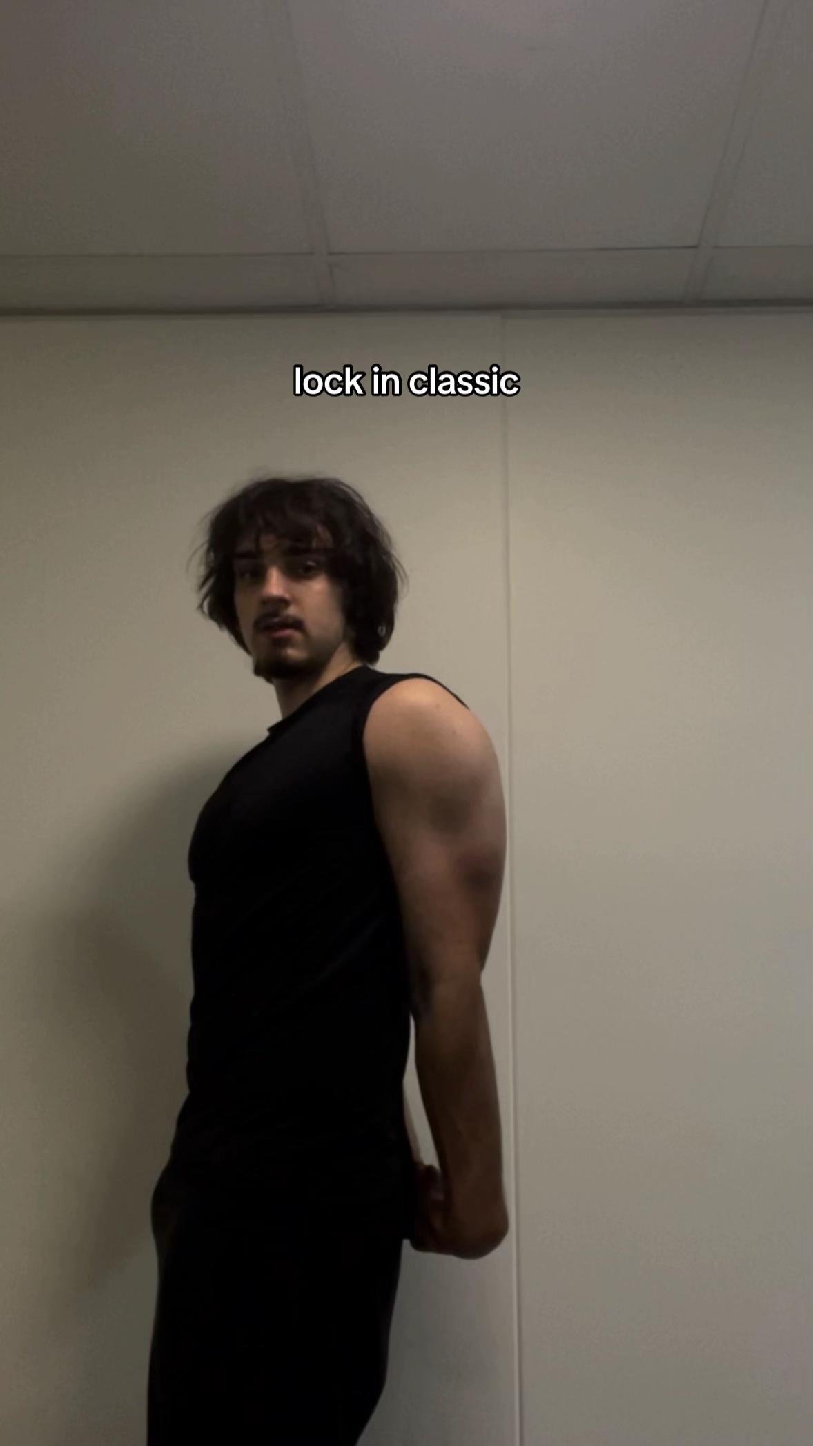 @aleks