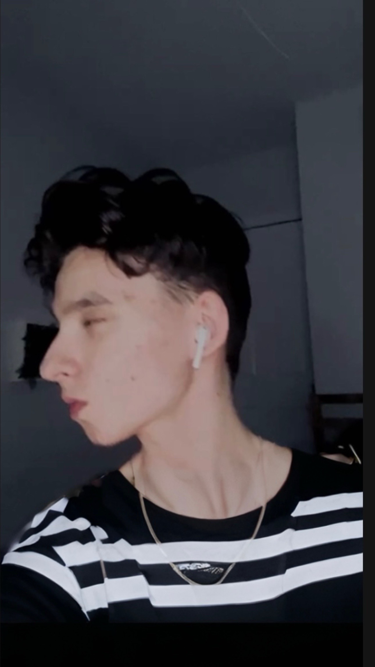 @F