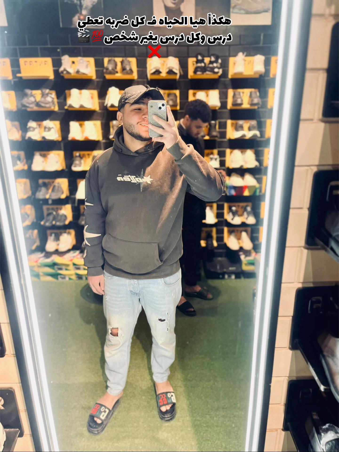 @&THORN;ęM&Oslash;&pound;🎭