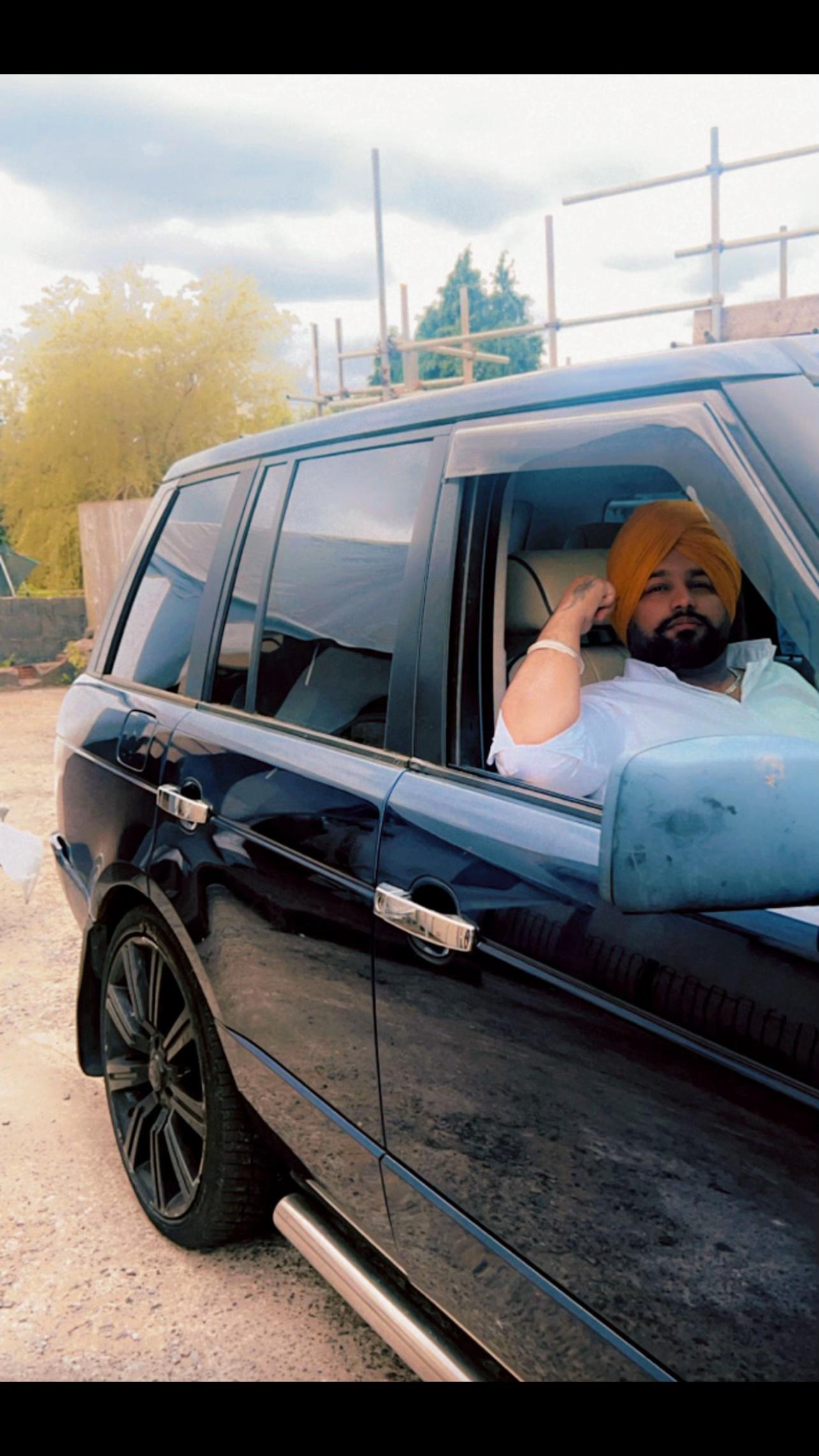 @Nik dhingra♠️