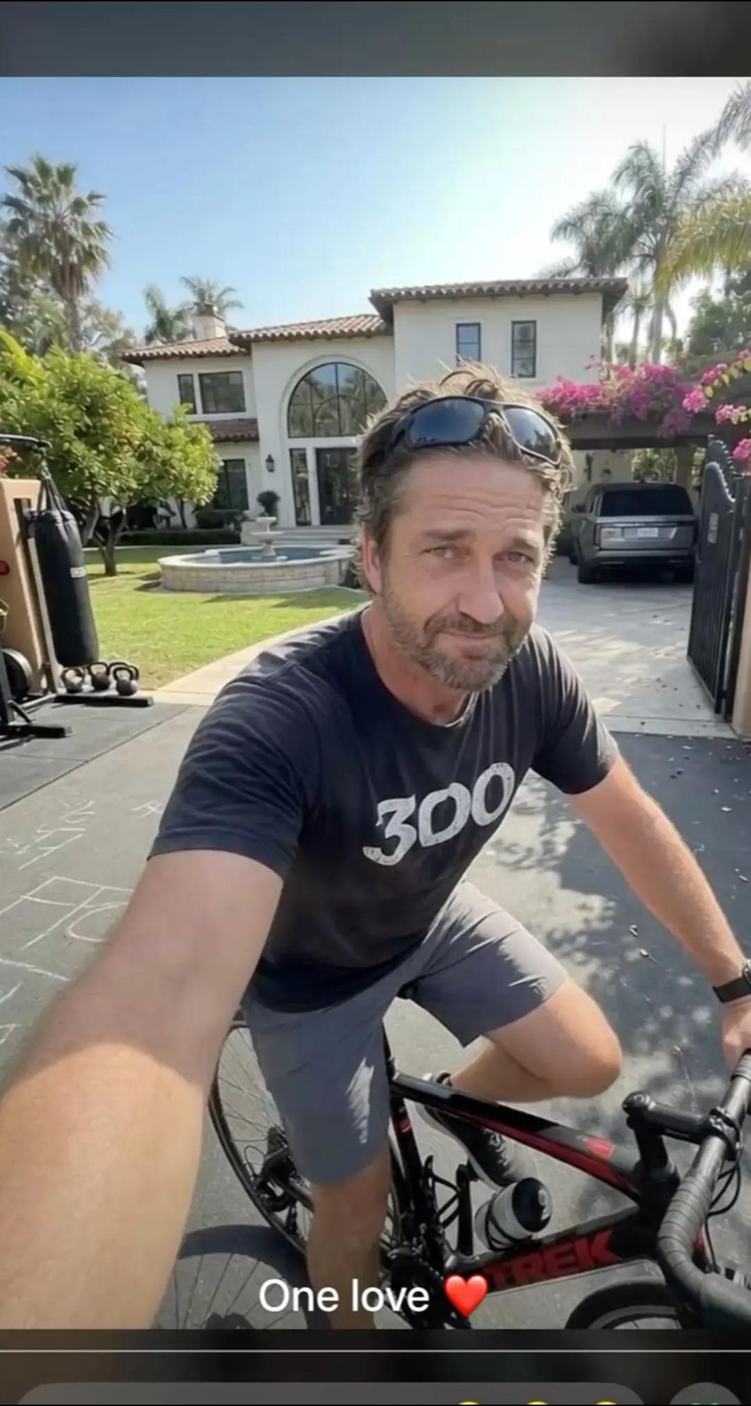 @Gerard butler75
