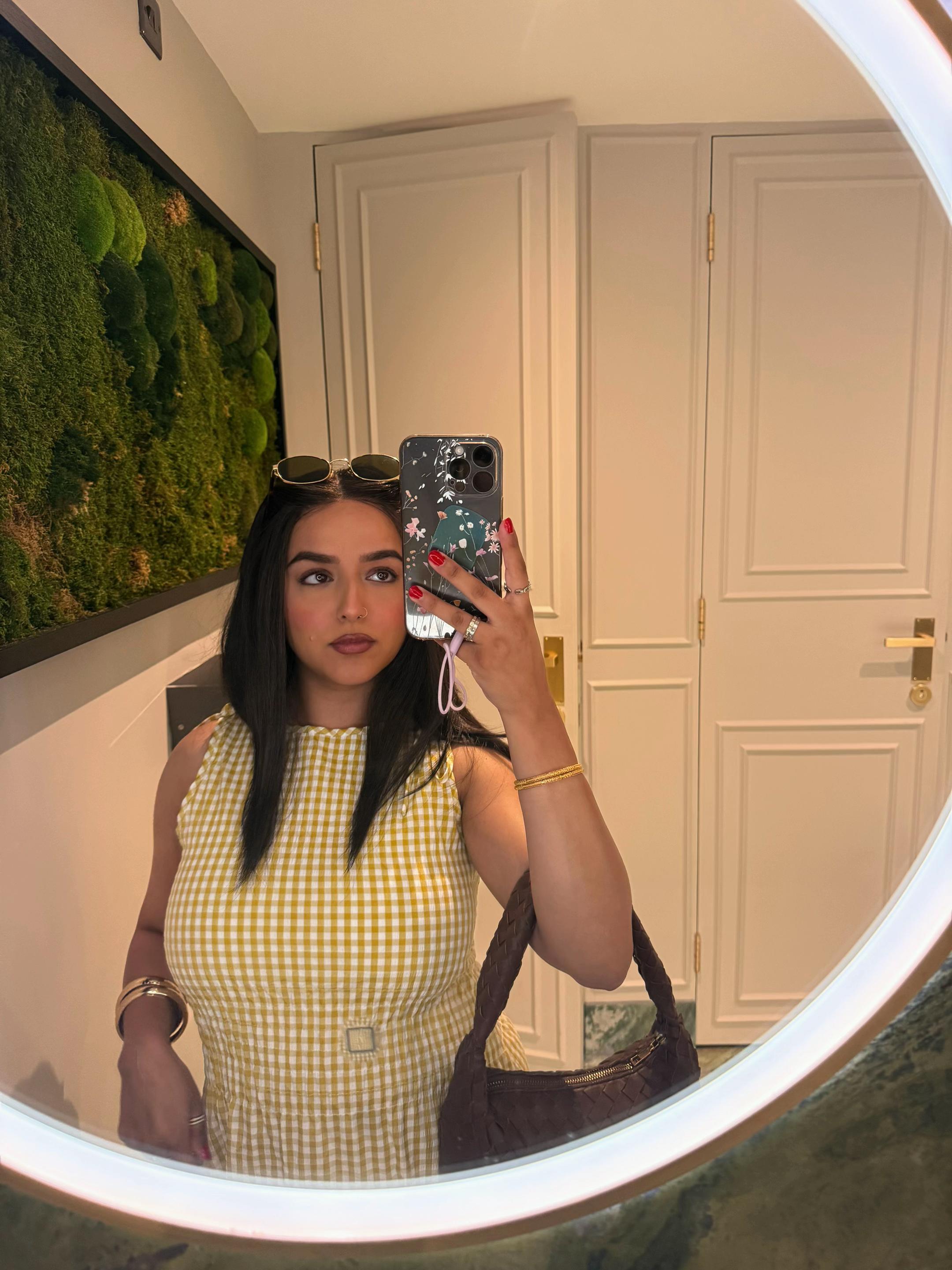 @farahs.finds_