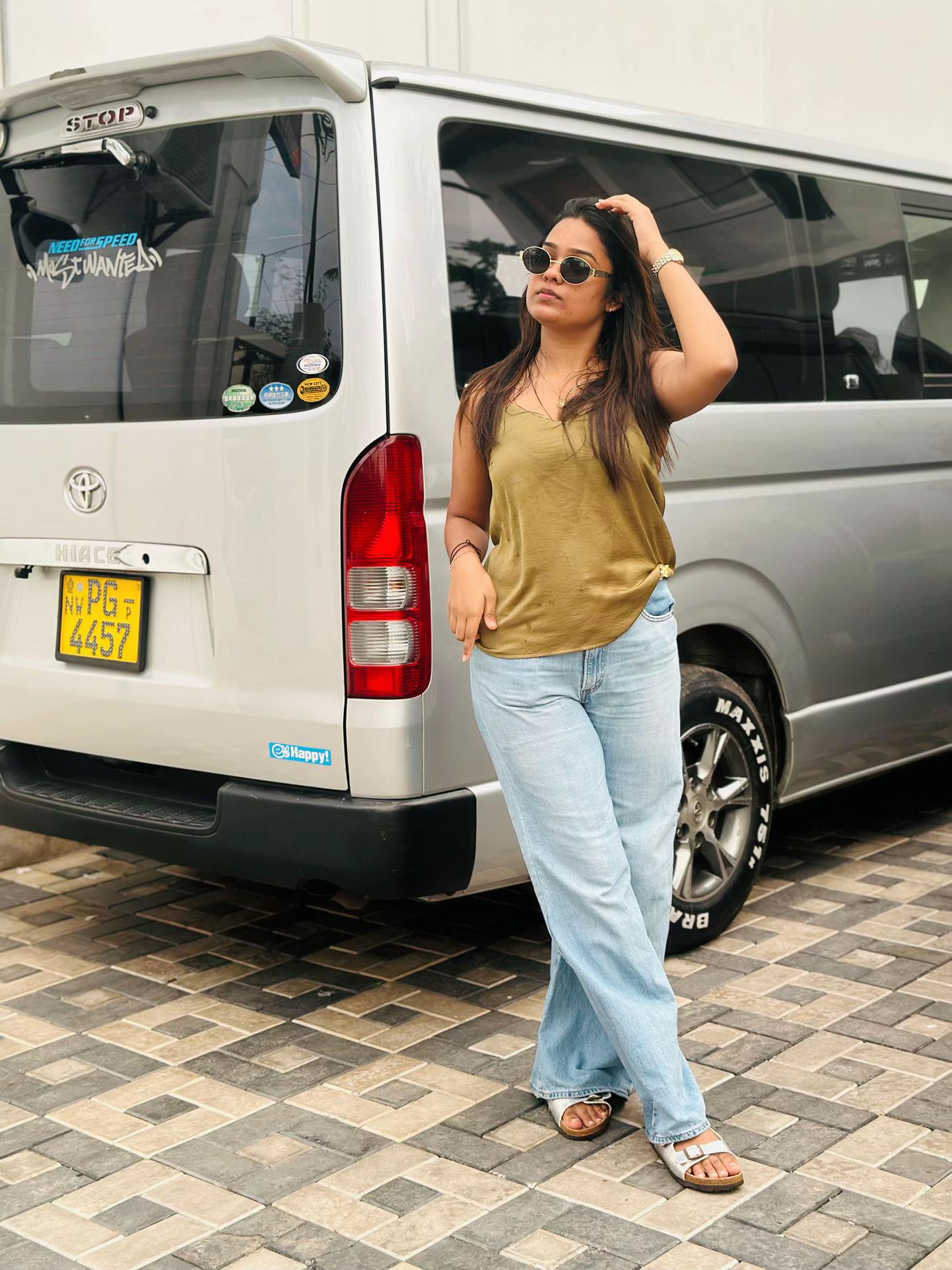 @Dinithi | නිම්නාවි 🌹