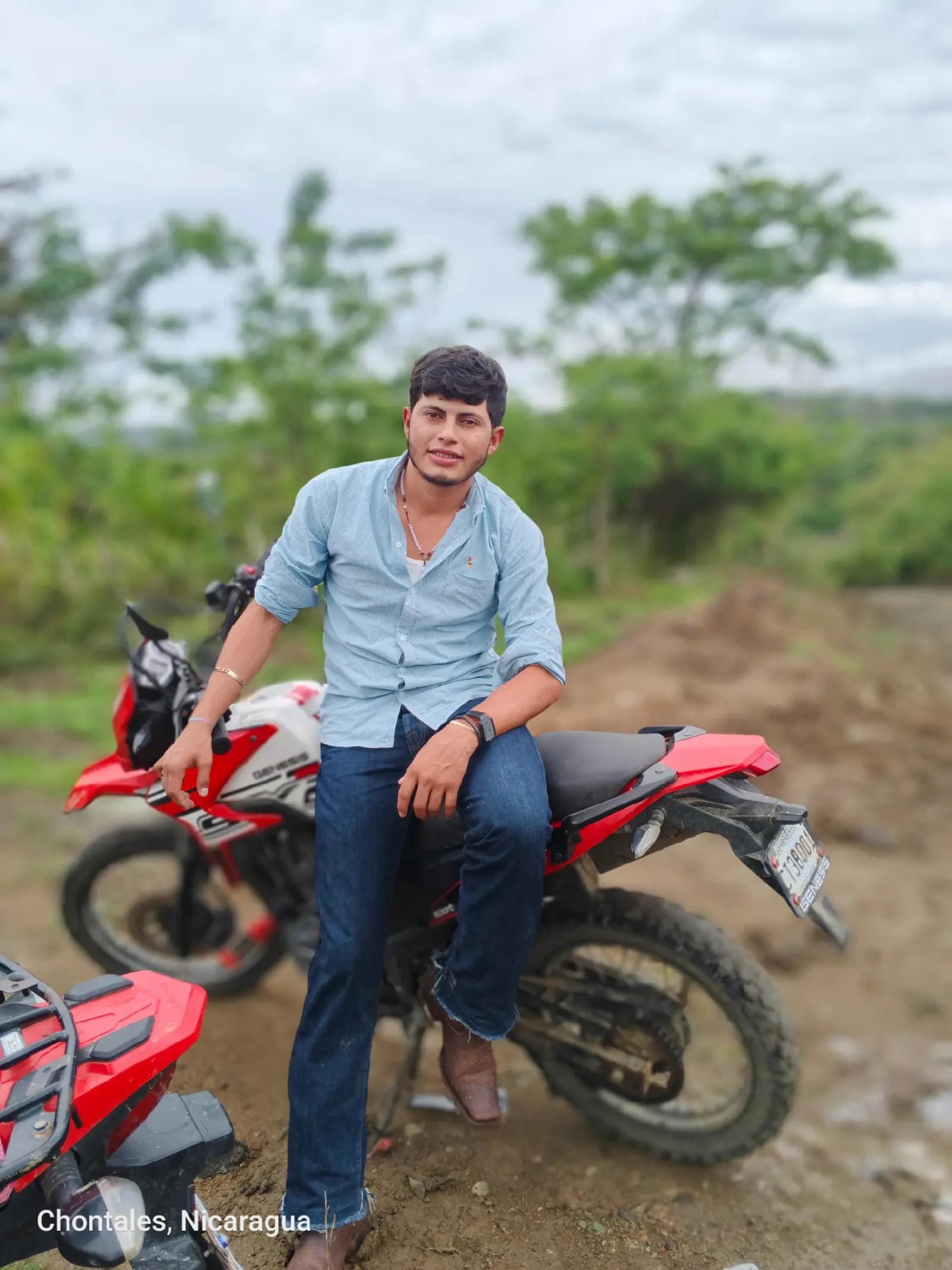@✞MANUEL✞