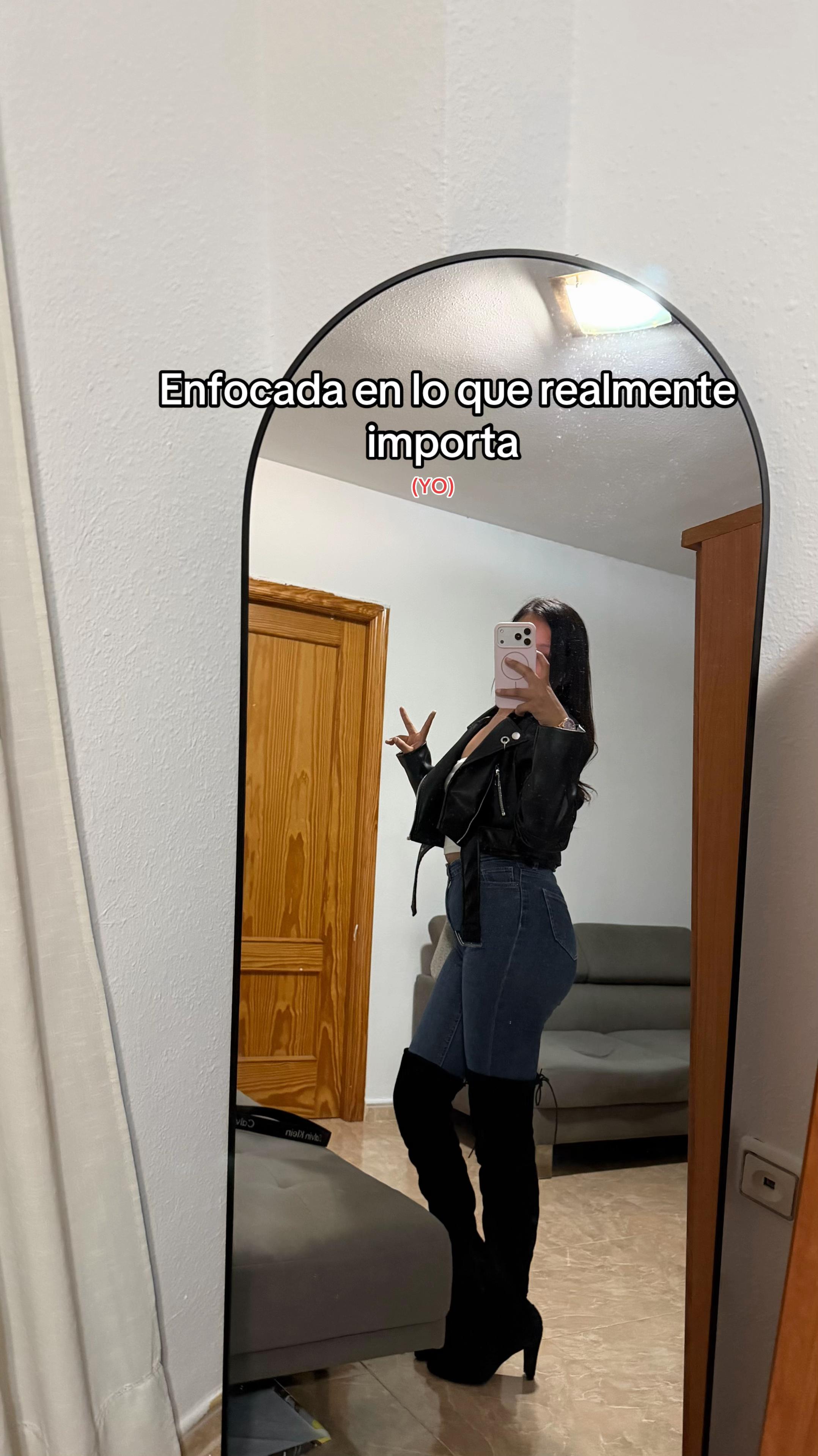 @Ariadna SL