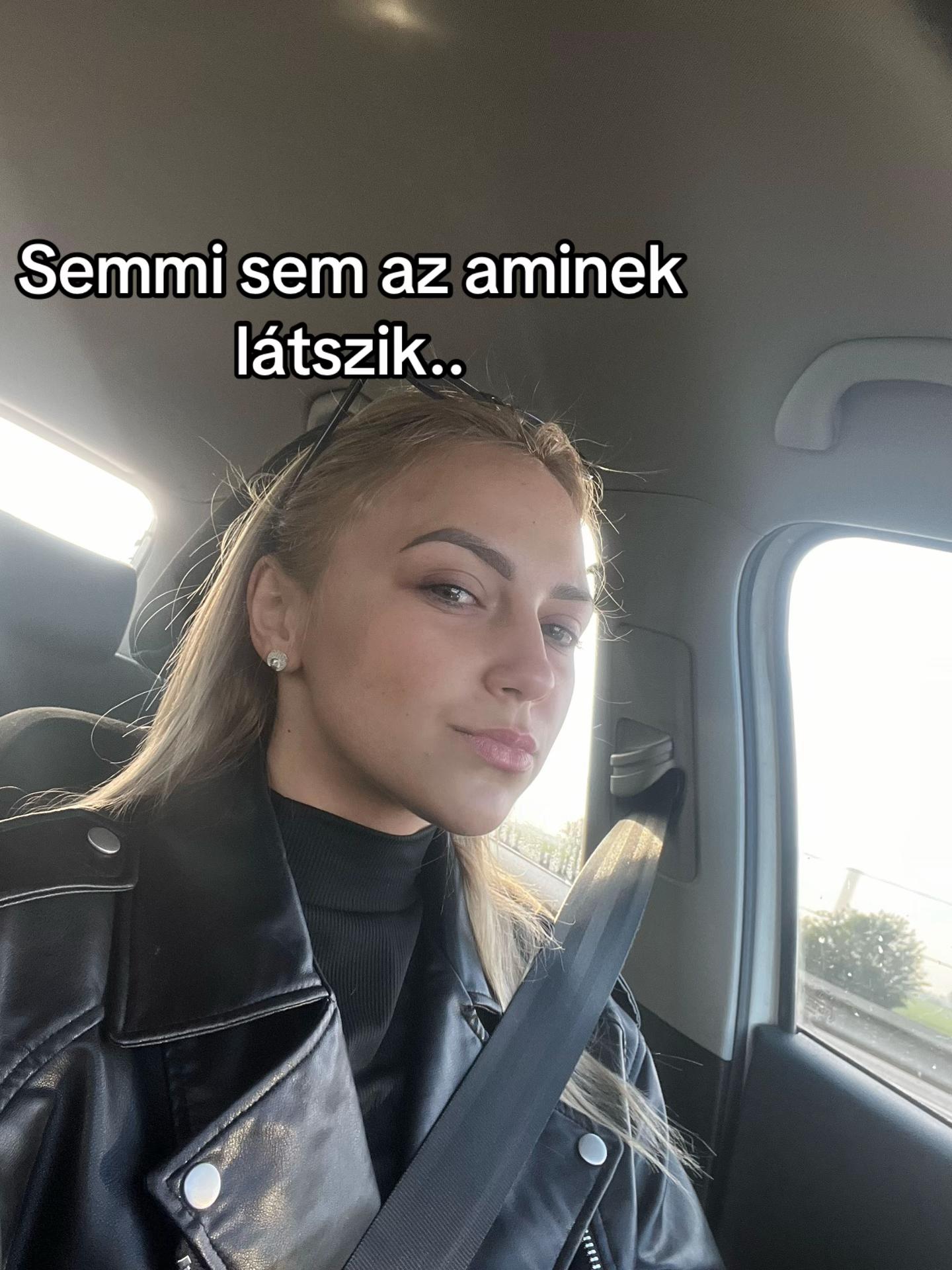 @🦋