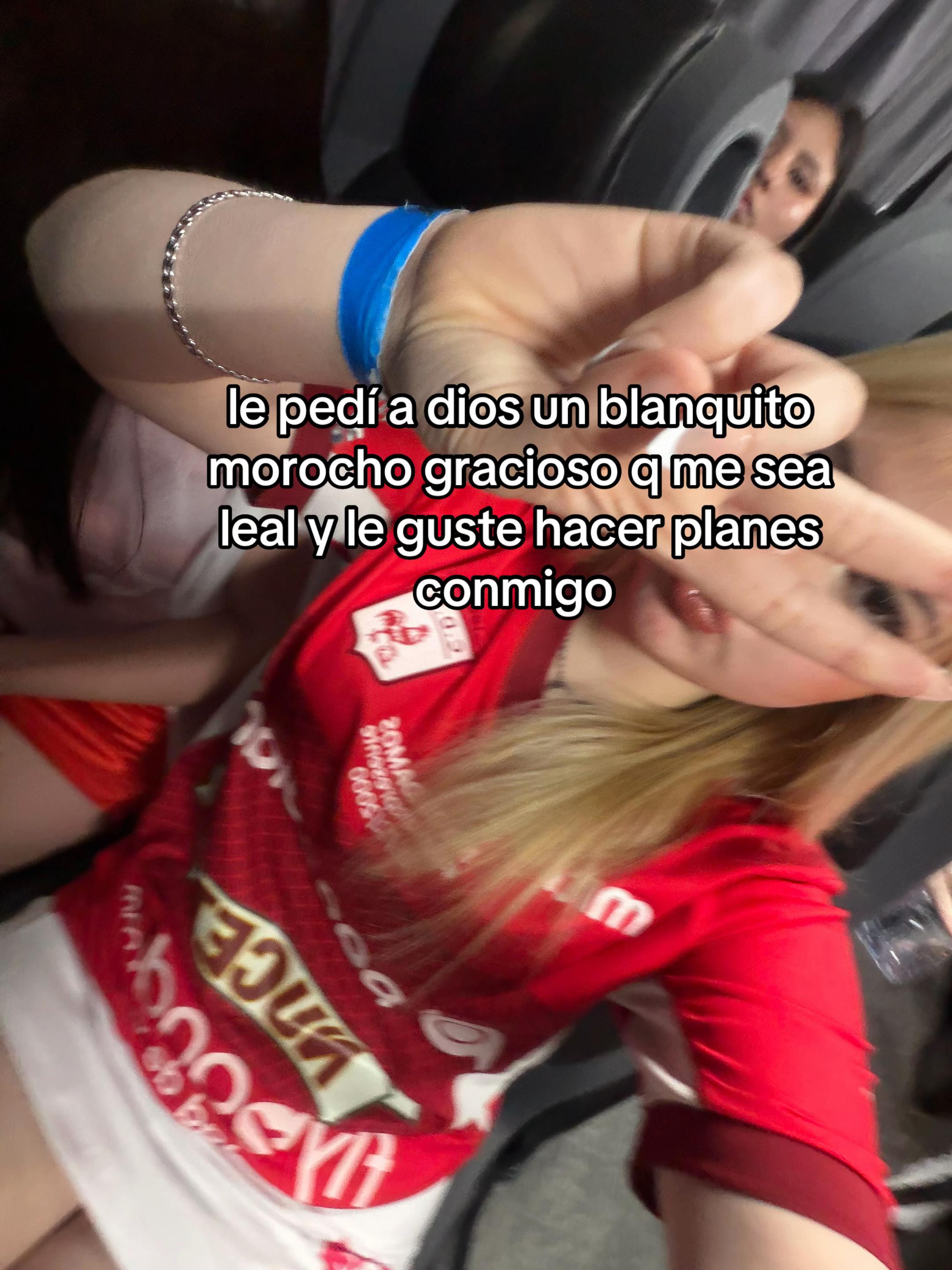 @mo