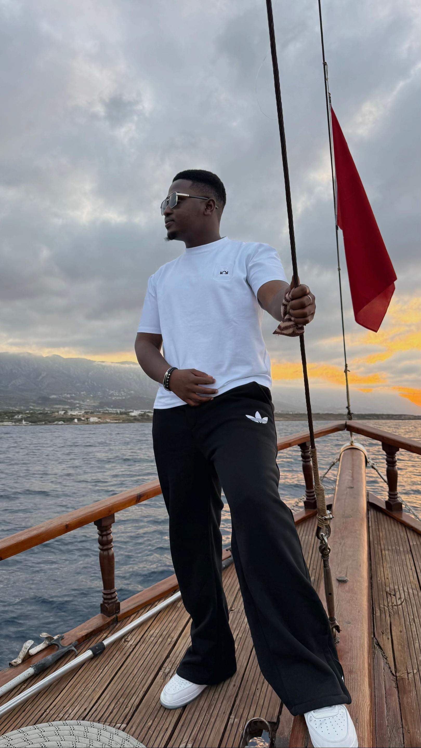 @Khalifa_Ajala