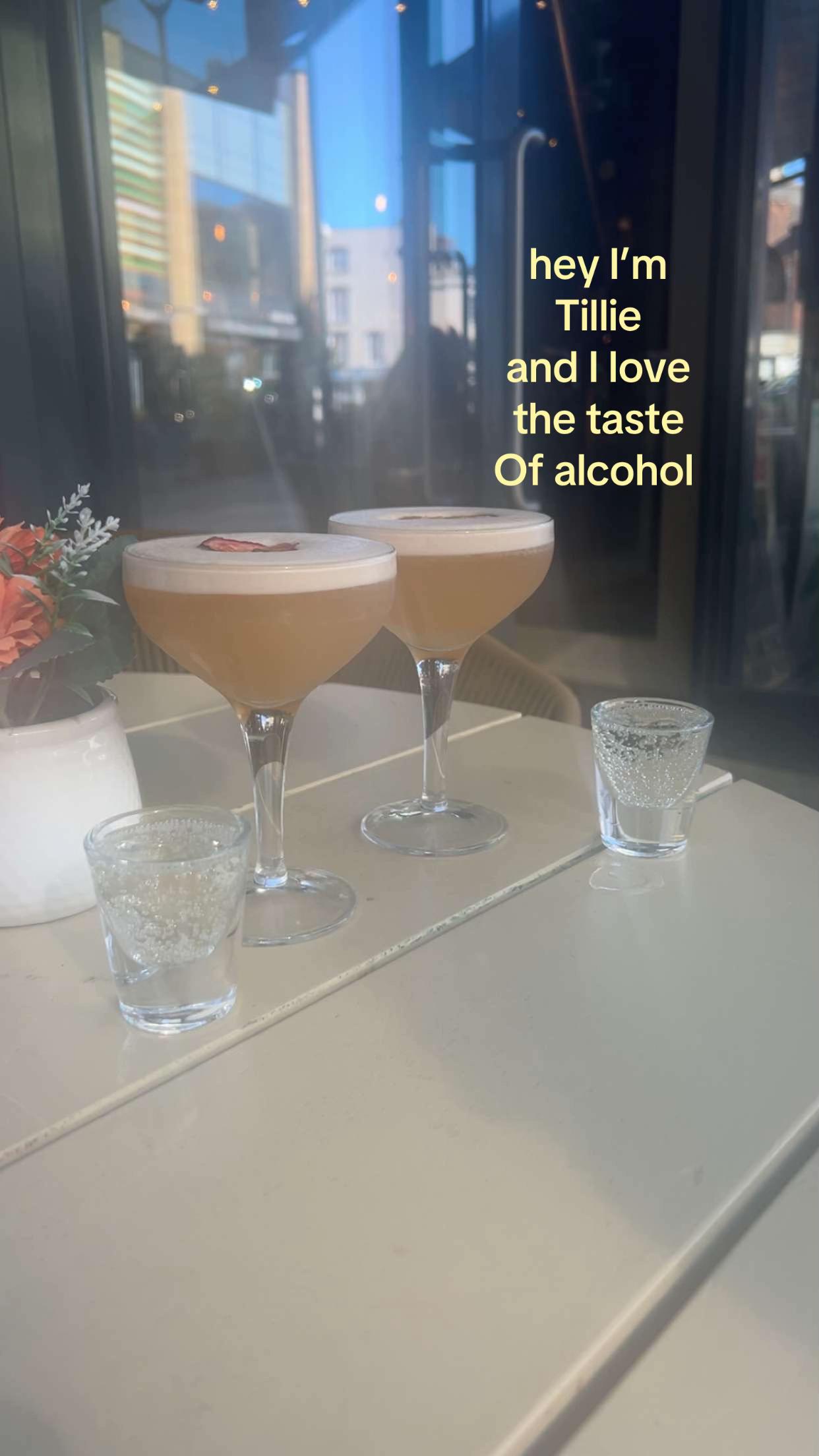 @𝑇𝑖𝑙𝑙𝑖𝑒 𝑎𝑛𝑛𝑒