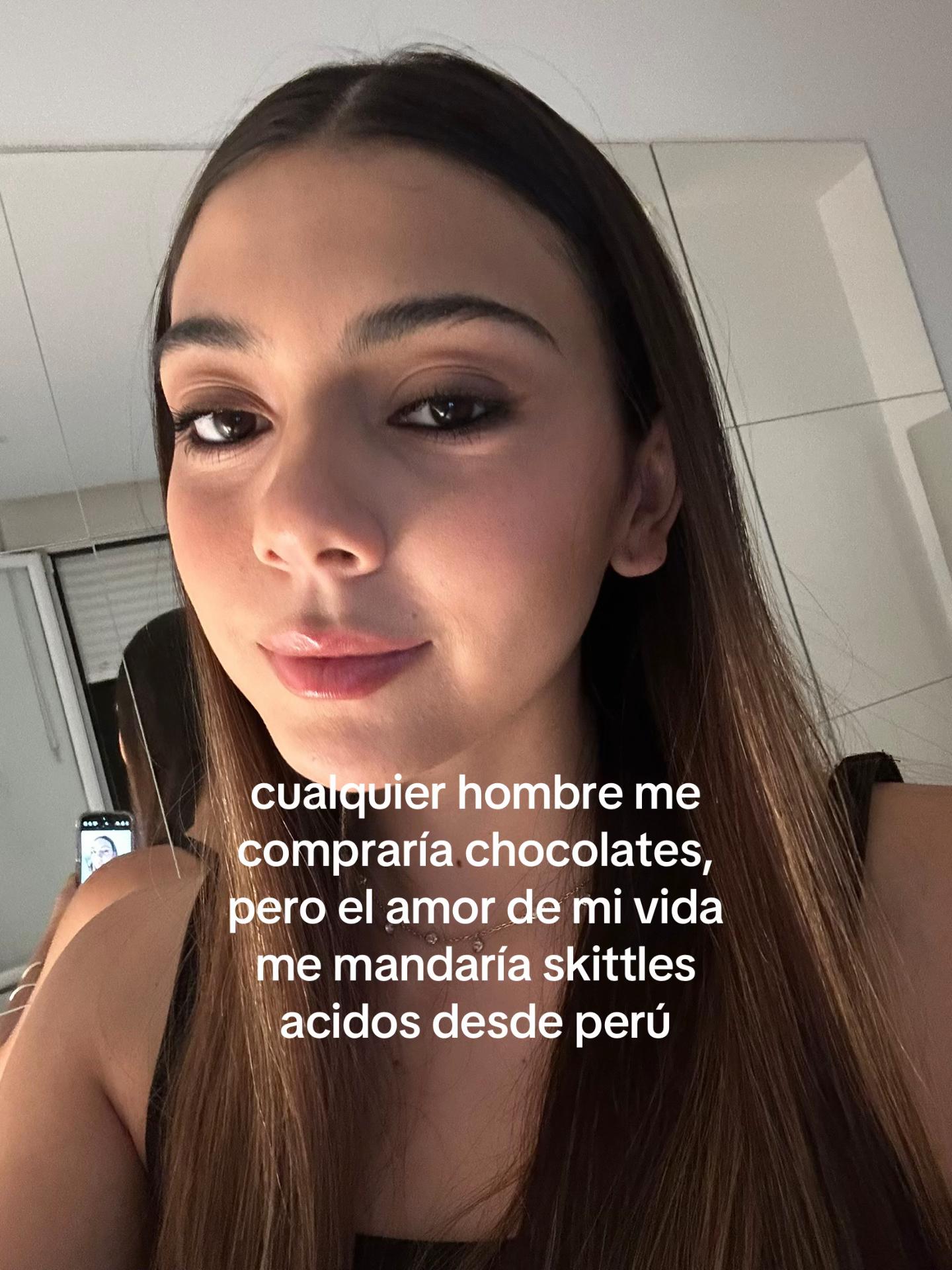 @adrianaleivaac