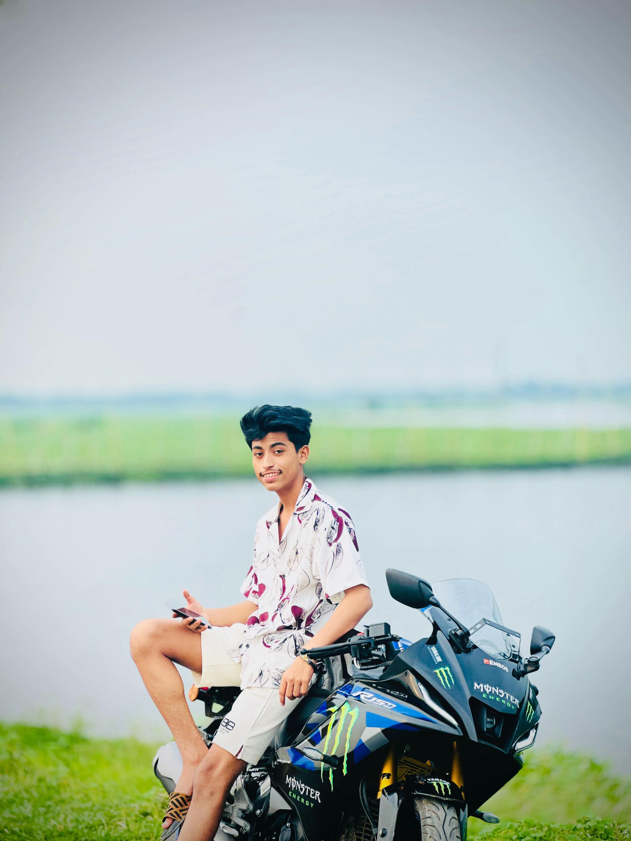 @🚬 KHAN TANZIM 🎭