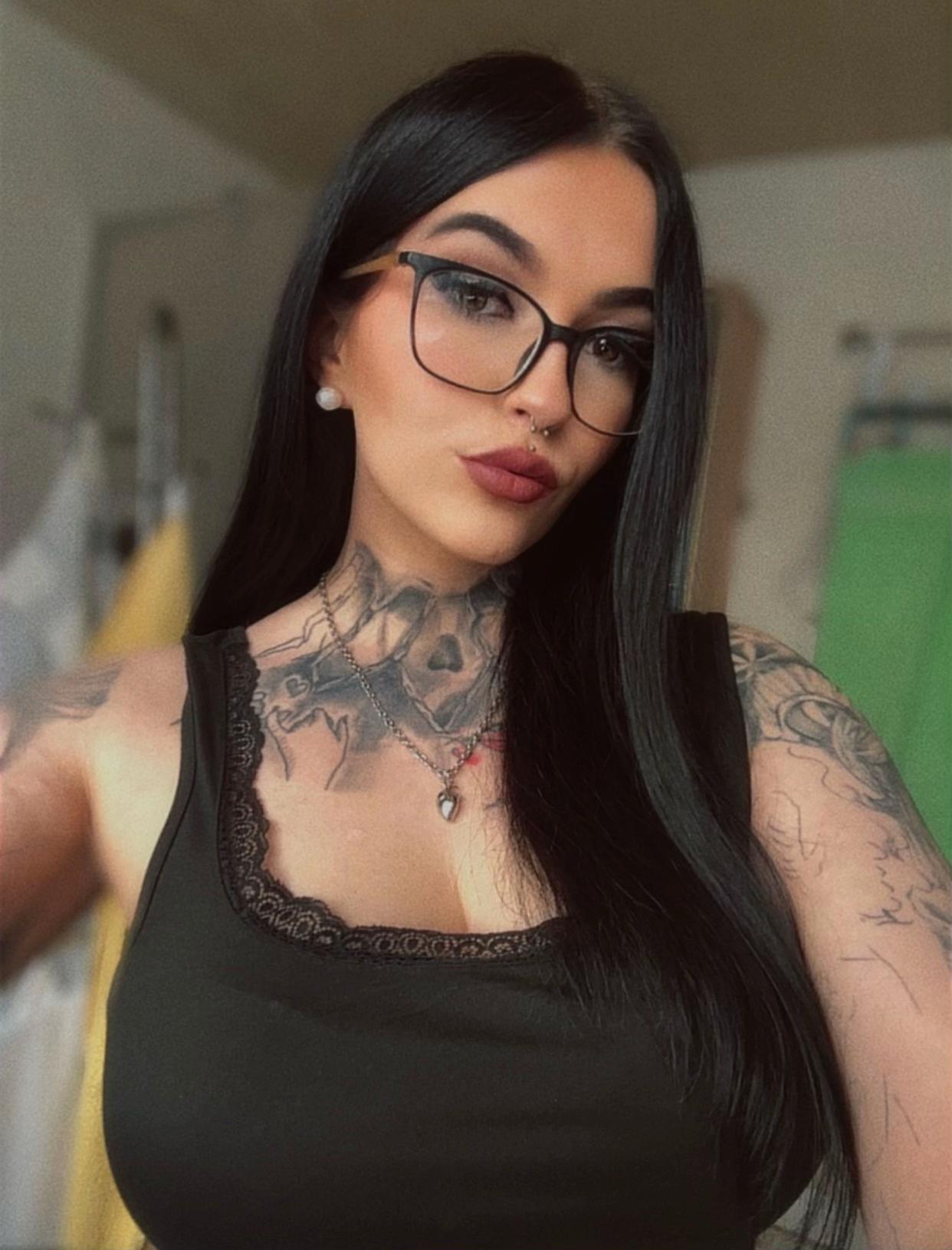 @Chanti🖤