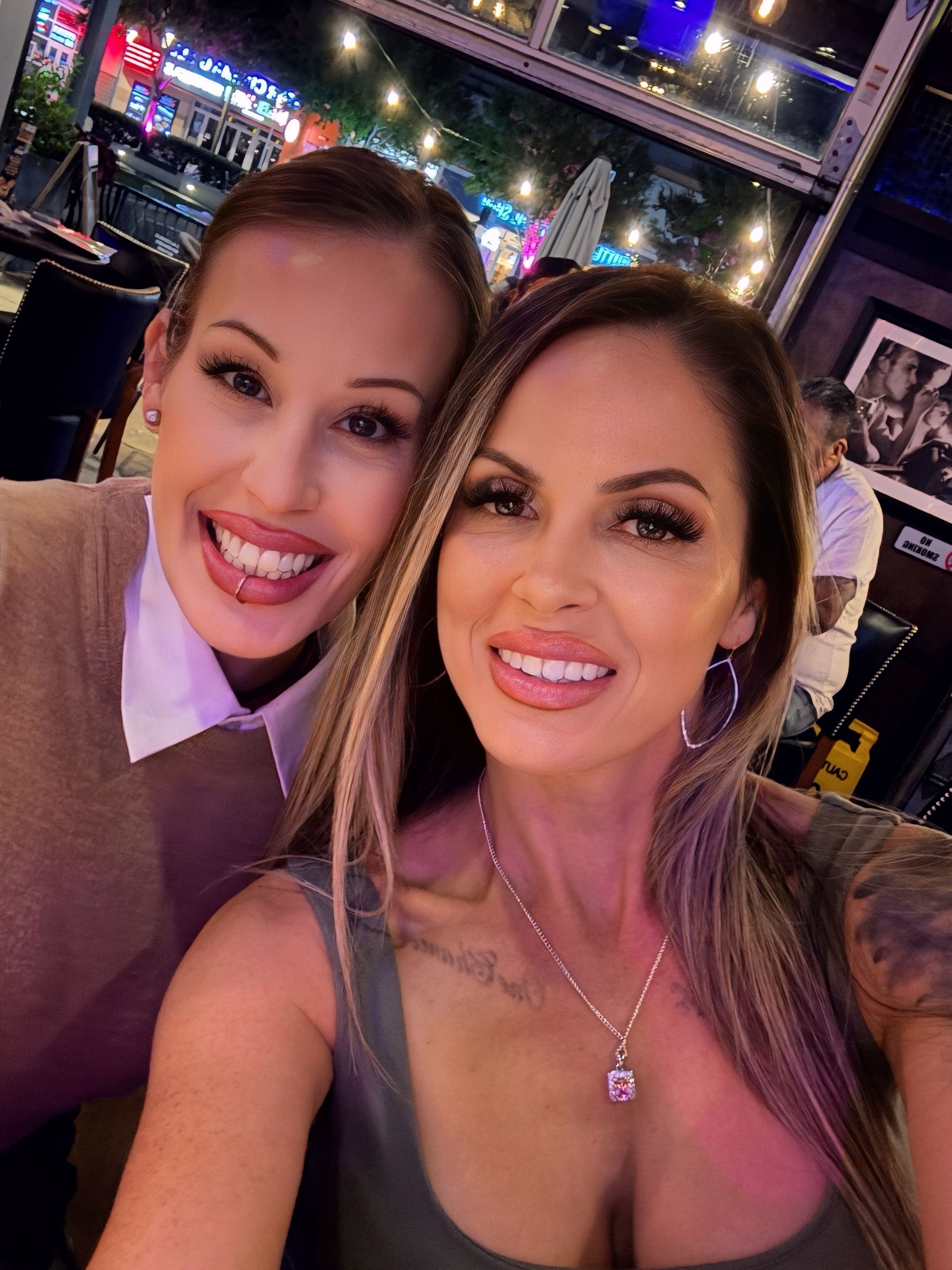 @⭐️✨️ThatGirlLuAnn✨️⭐️