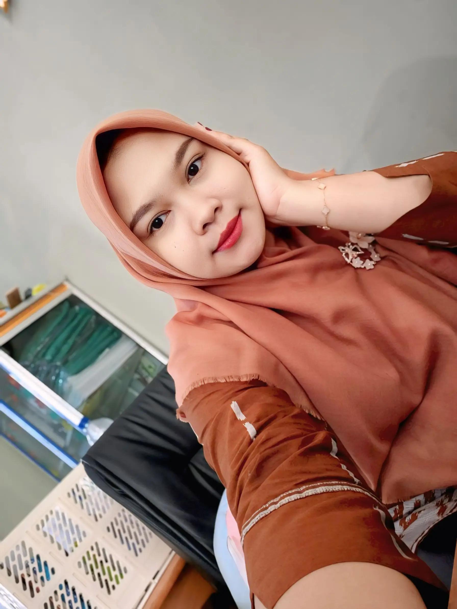@Bu guru Idun | Fashion Daily