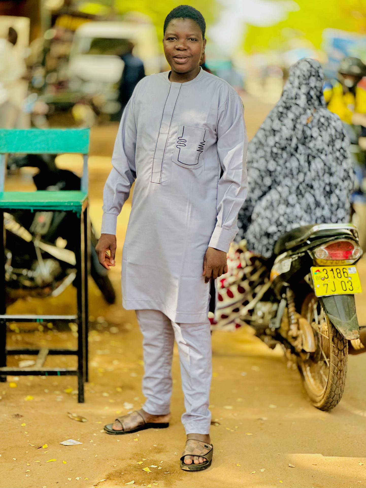 @Amzi Gabane