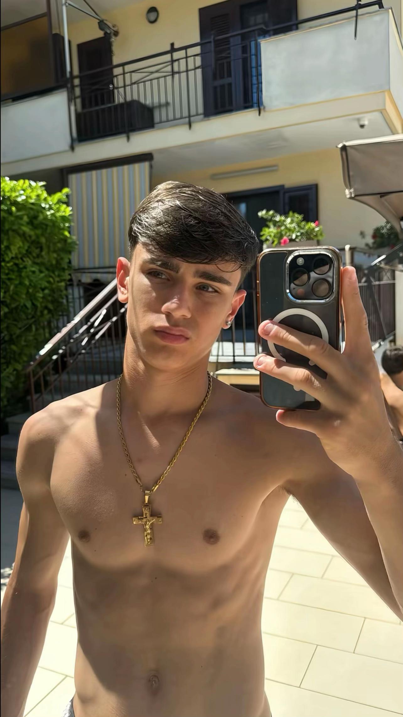 @admblitz