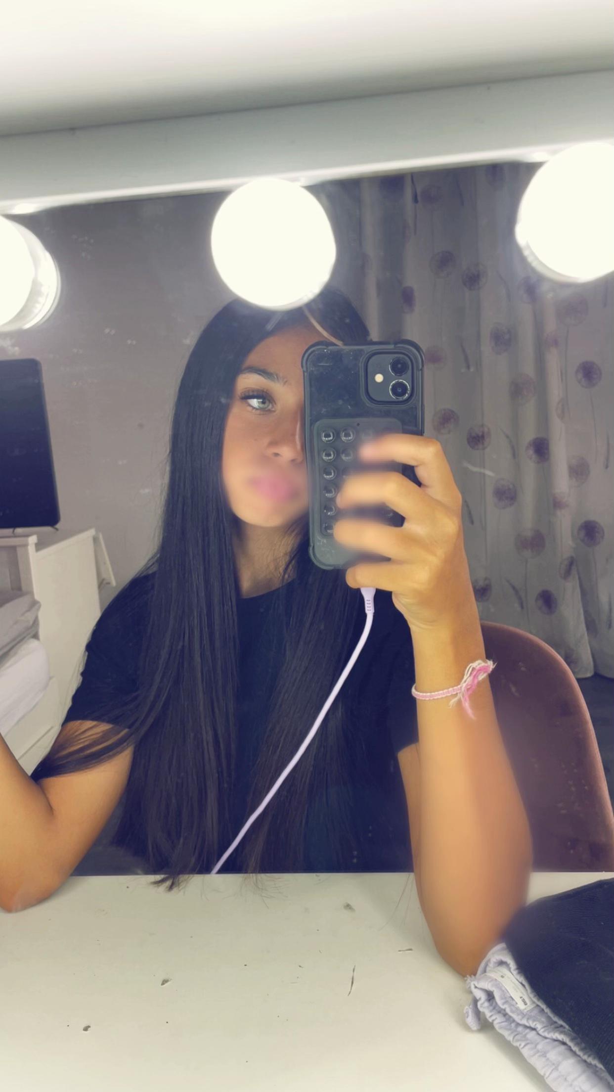 @𝐒𝐀𝐊𝐄𝐄𝐍𝐀🥥