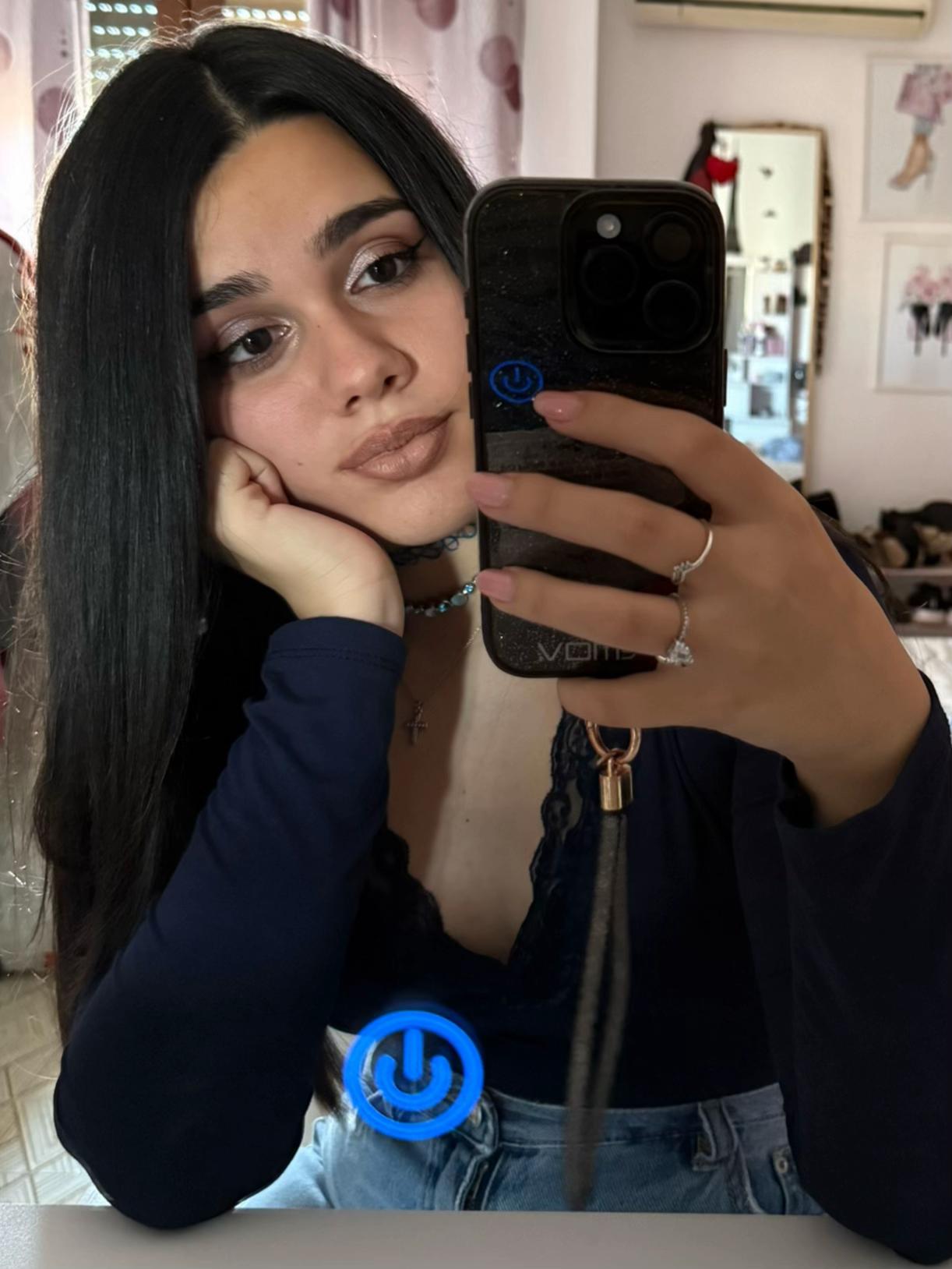 @nen&egrave;🍒